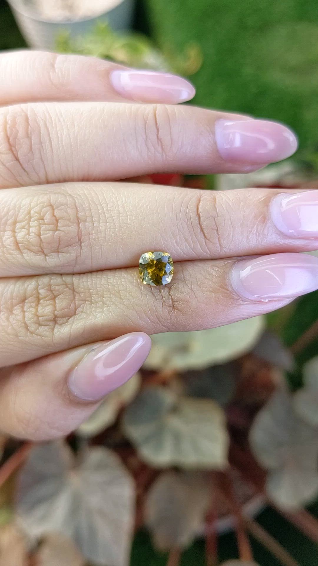 1.00 Ct. Greenish Yellow Chrysoberyl from Ceylon (Sri Lanka) Size Video