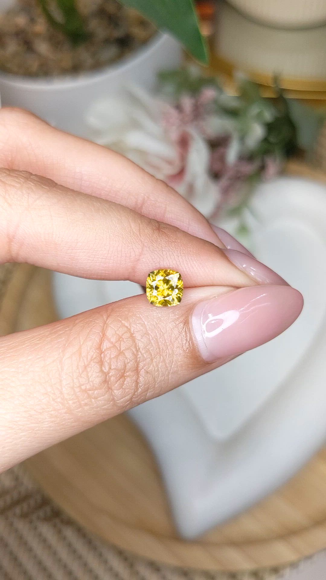 1.00 Ct. Greenish Yellow Chrysoberyl from Ceylon (Sri Lanka) Size Video