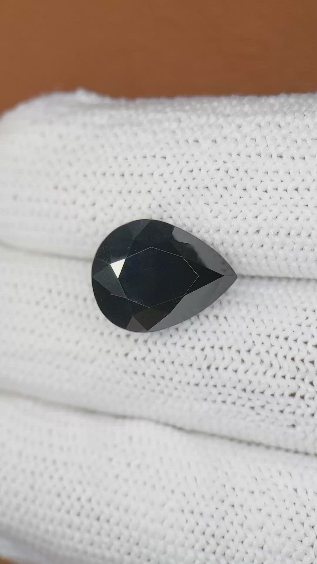 8.80 Ct. Blue Spinel from Ceylon (Sri Lanka) Size Video