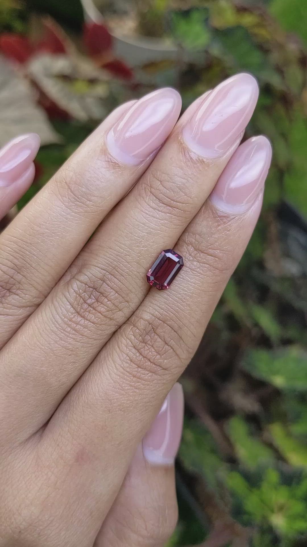 1.46 Ct. Purplish Red Rhodolite Garnet from Ceylon (Sri Lanka) Size Video