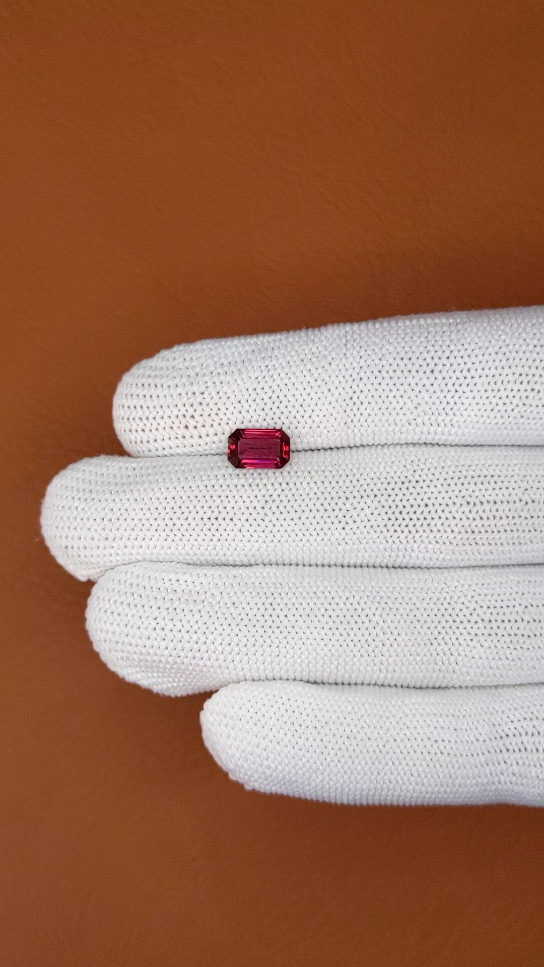 1.46 Ct. Purplish Red Rhodolite Garnet from Ceylon (Sri Lanka) Size Video