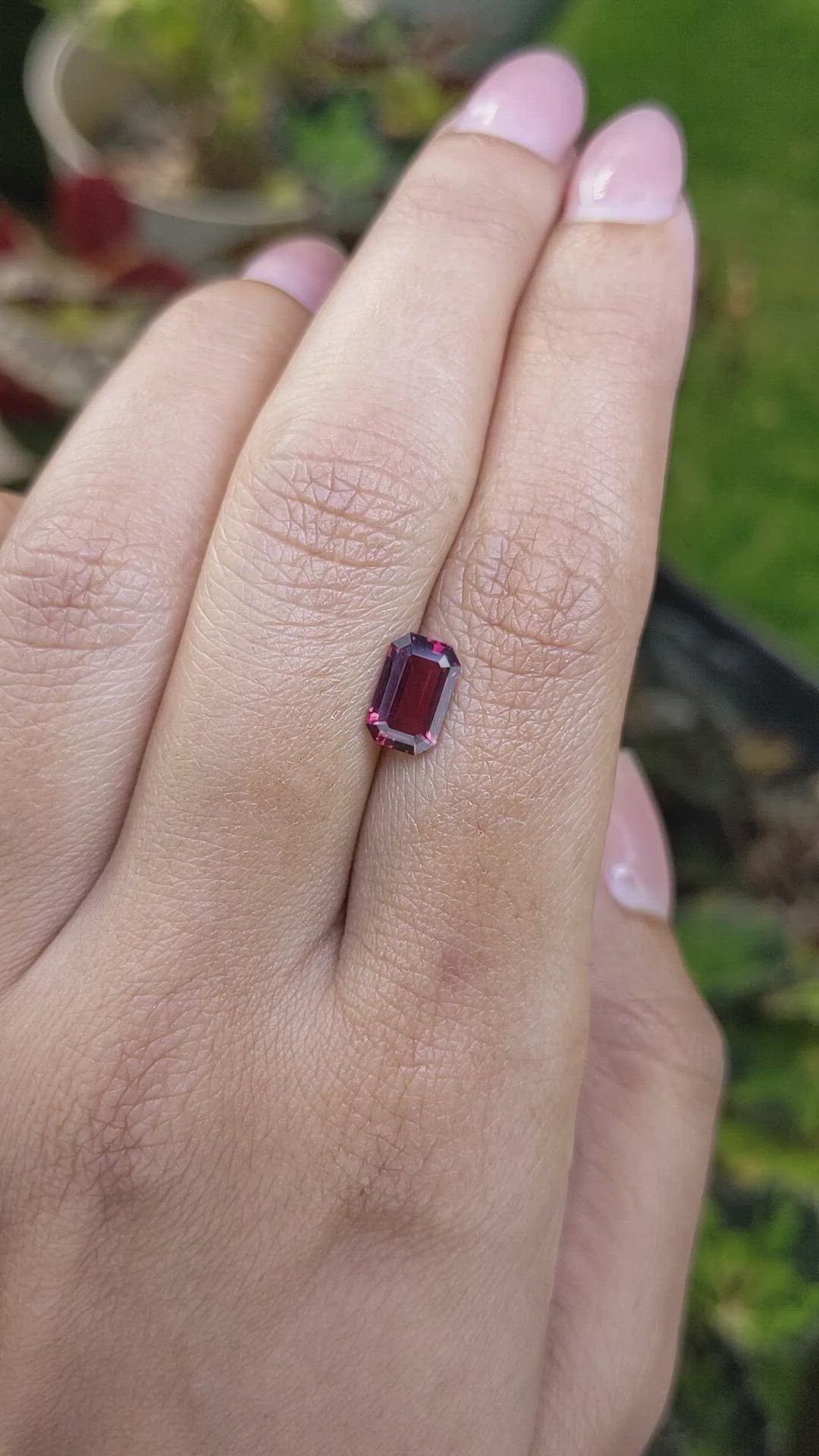 1.46 Ct. Purplish Red Rhodolite Garnet from Ceylon (Sri Lanka) Size Video