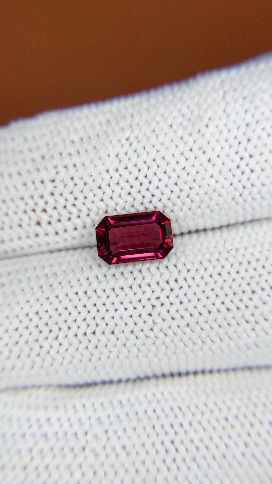 1.46 Ct. Purplish Red Rhodolite Garnet from Ceylon (Sri Lanka) Size Video
