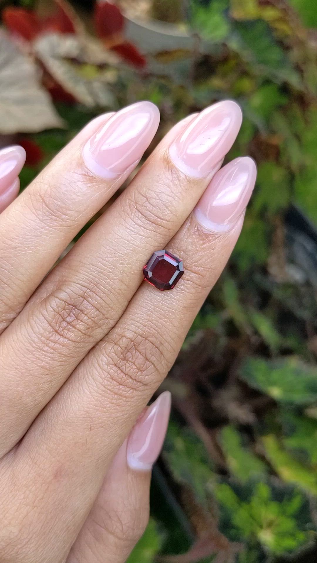 1.91 Ct. Red Rhodolite Garnet from Ceylon (Sri Lanka) Size Video