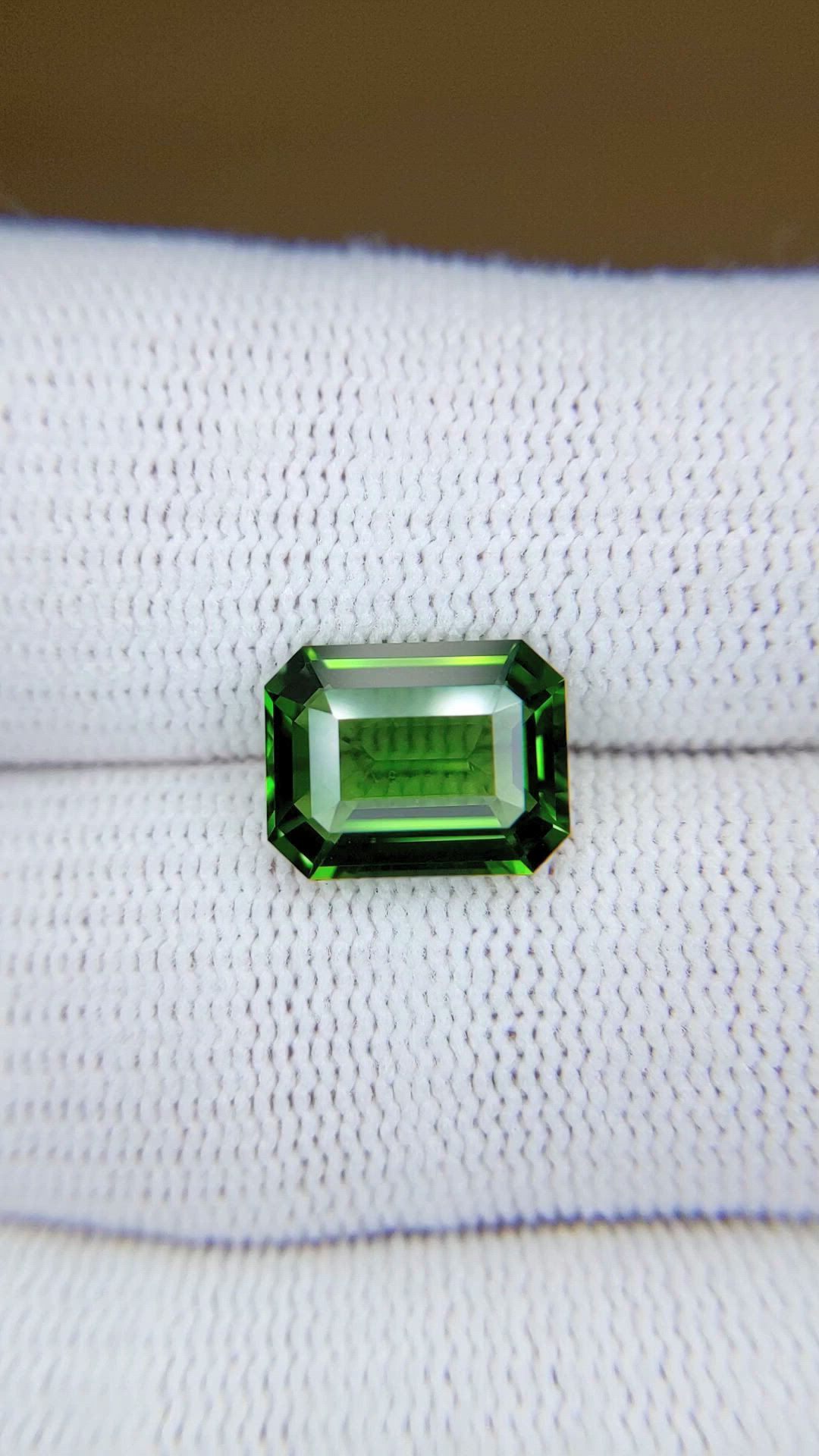 3.12 Ct. Green Tourmaline from Ceylon (Sri Lanka) Size Video