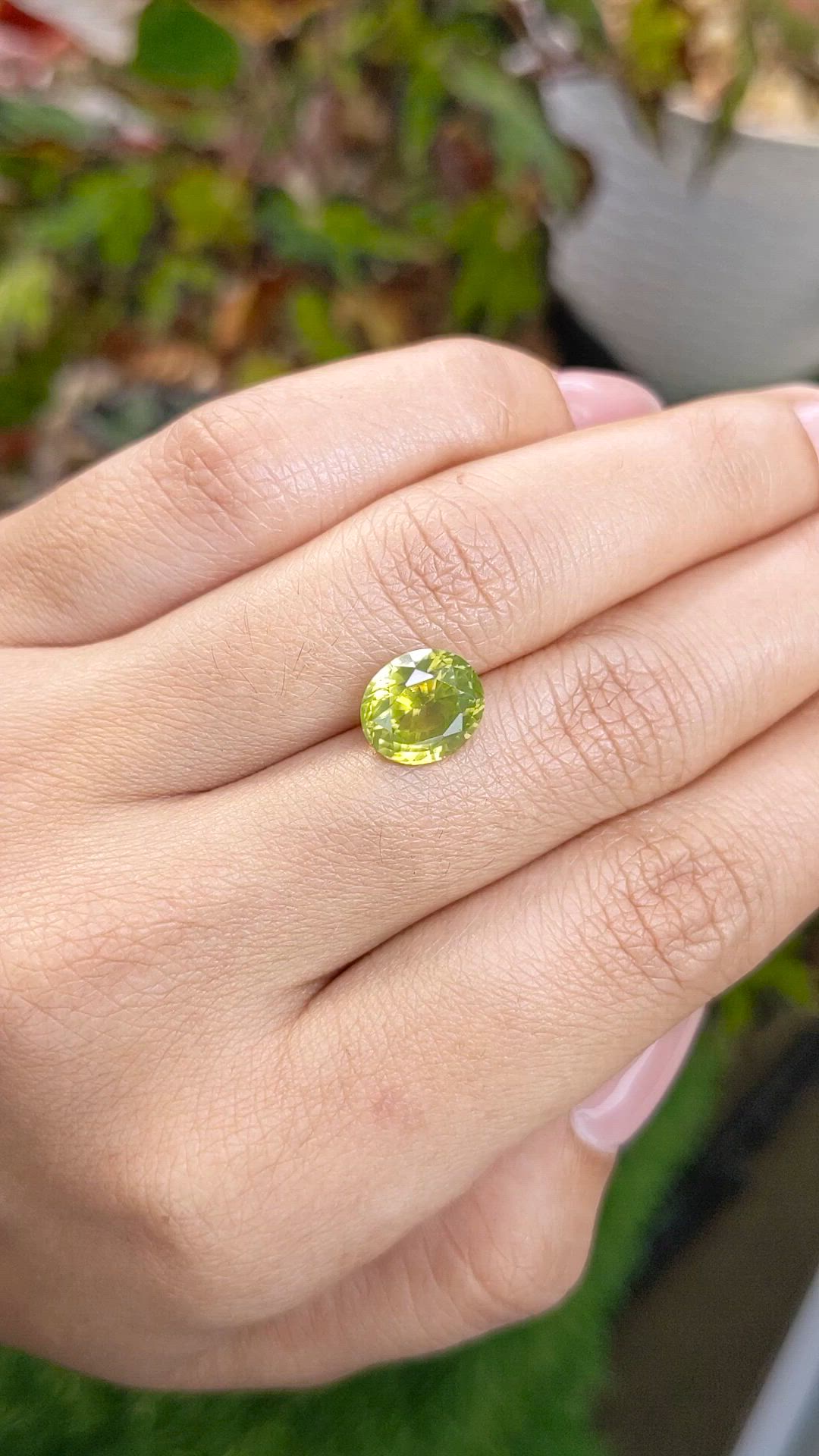 4.67 Ct. Yellowish Green Zircon from Ceylon (Sri Lanka) Size Video