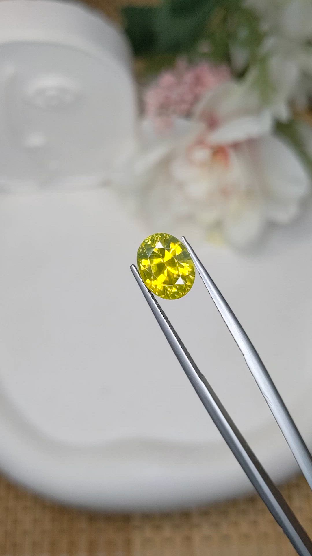 4.25 Ct. Greenish Yellow Zircon from Ceylon (Sri Lanka) Size Video
