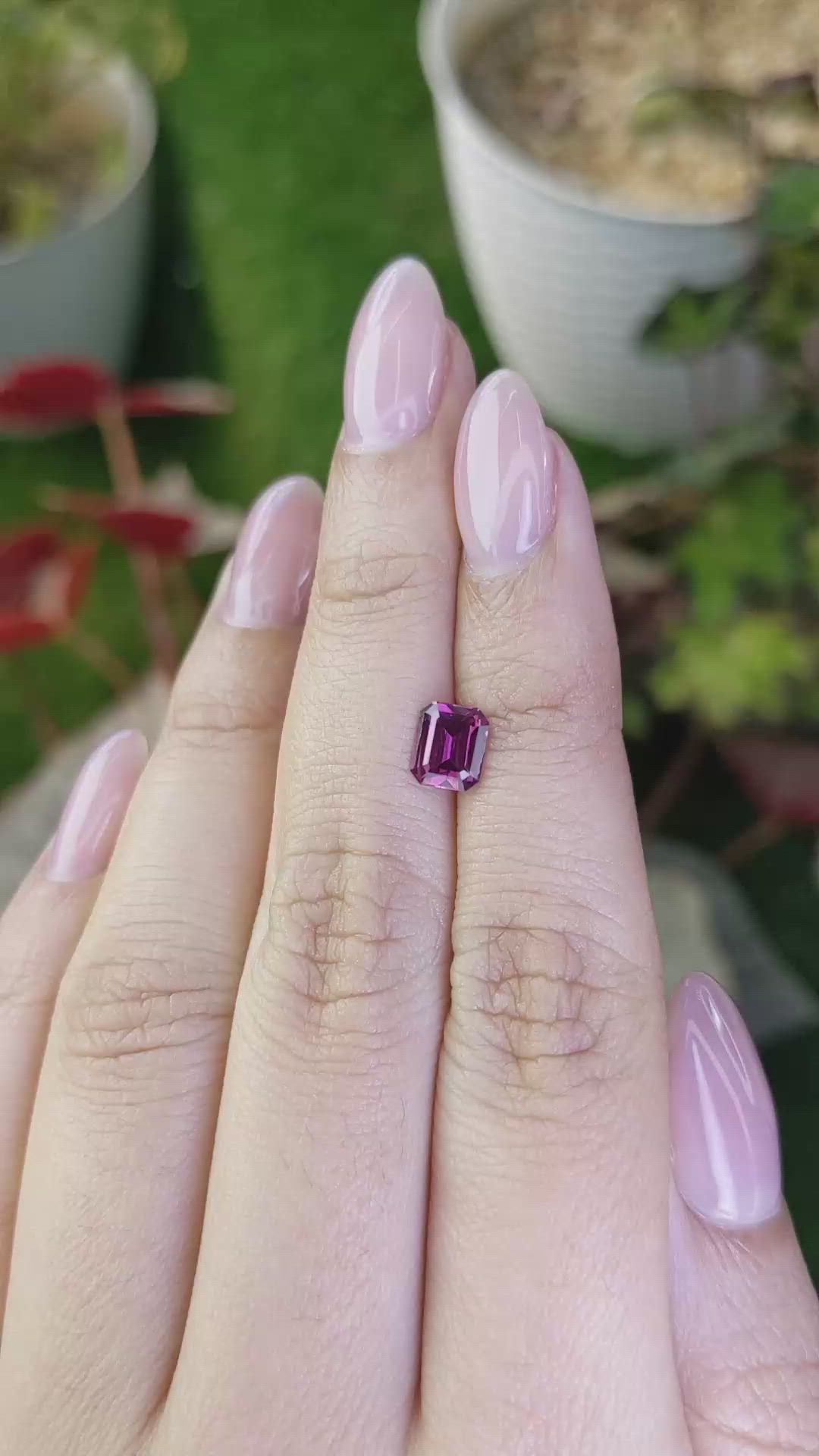 1.09 Ct. Pinkish Purple Rhodolite Garnet from Ceylon (Sri Lanka) Size Video