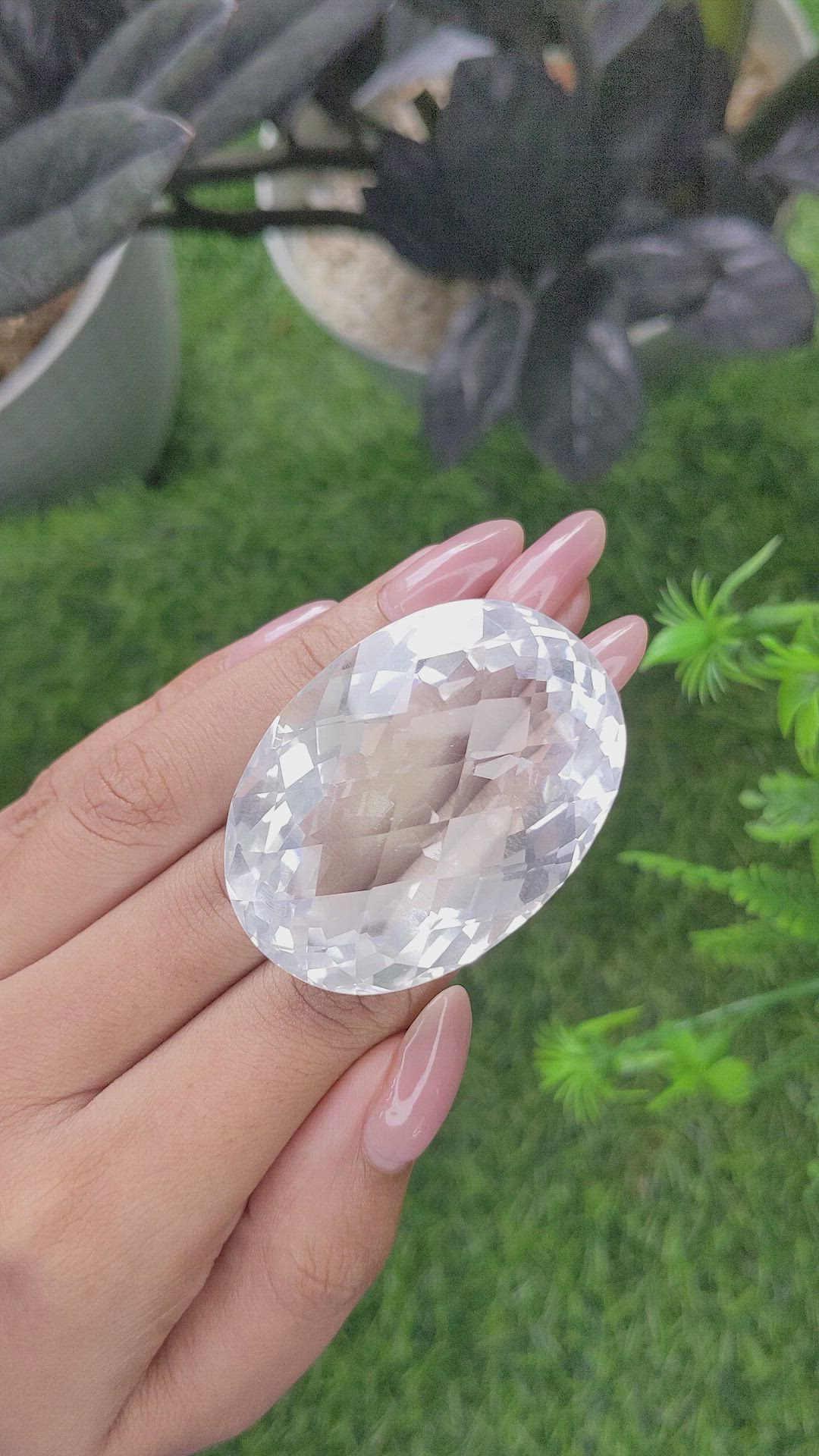 181.47 Ct. White Quartz Size Video