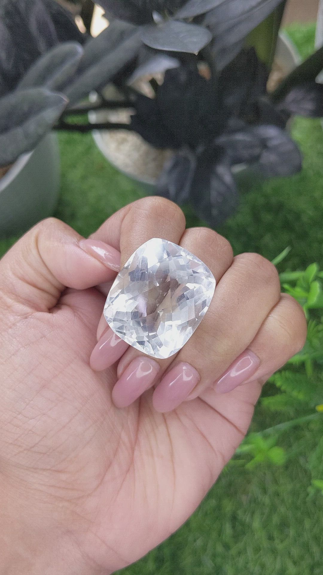 68.70 Ct. White Quartz Size Video