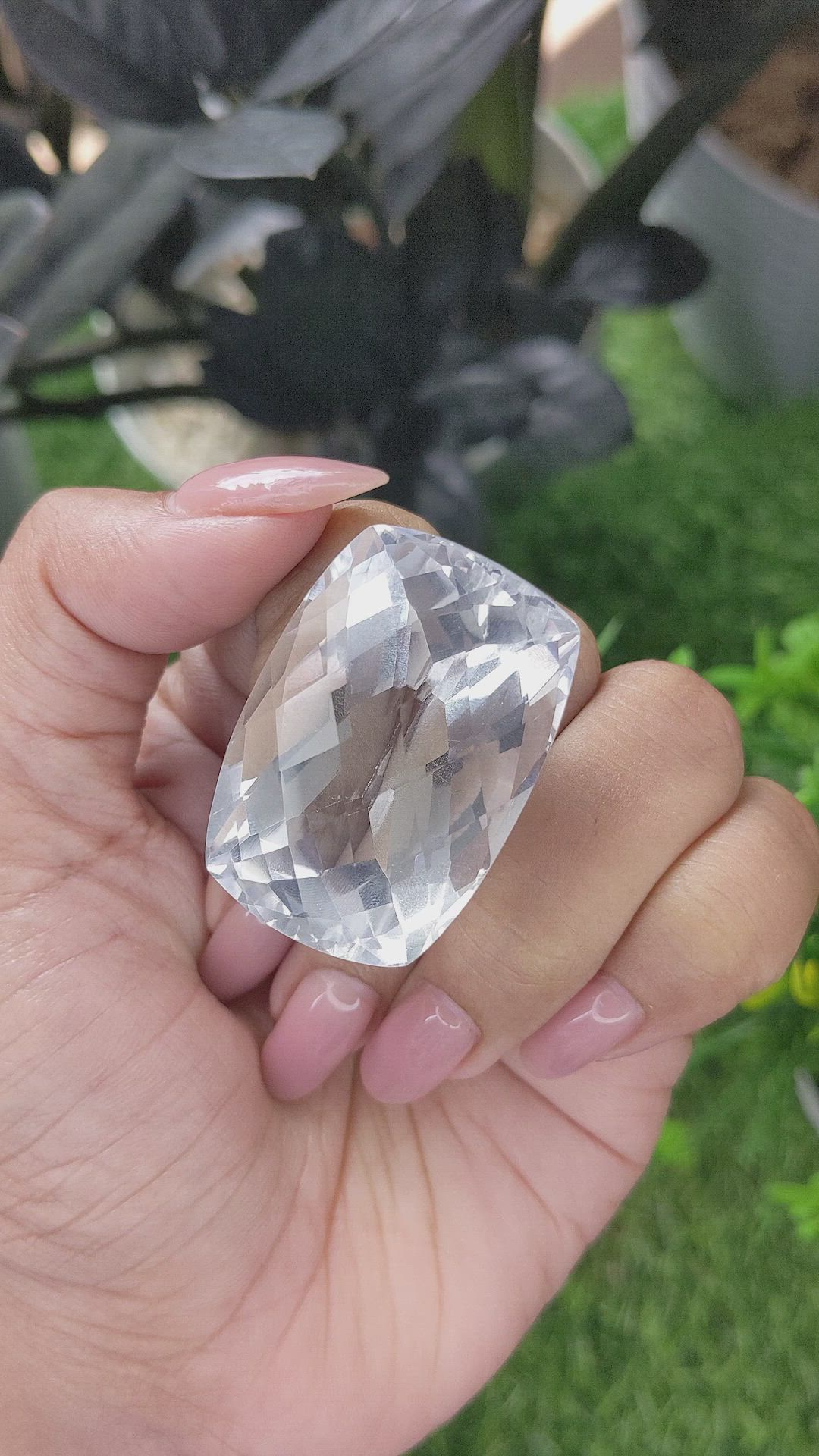 110.34 Ct. White Quartz Size Video