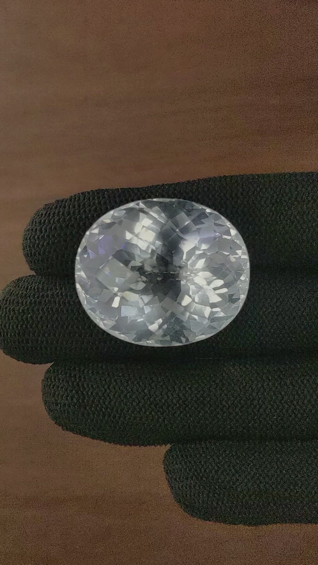 98.76 Ct. White Quartz Size Video