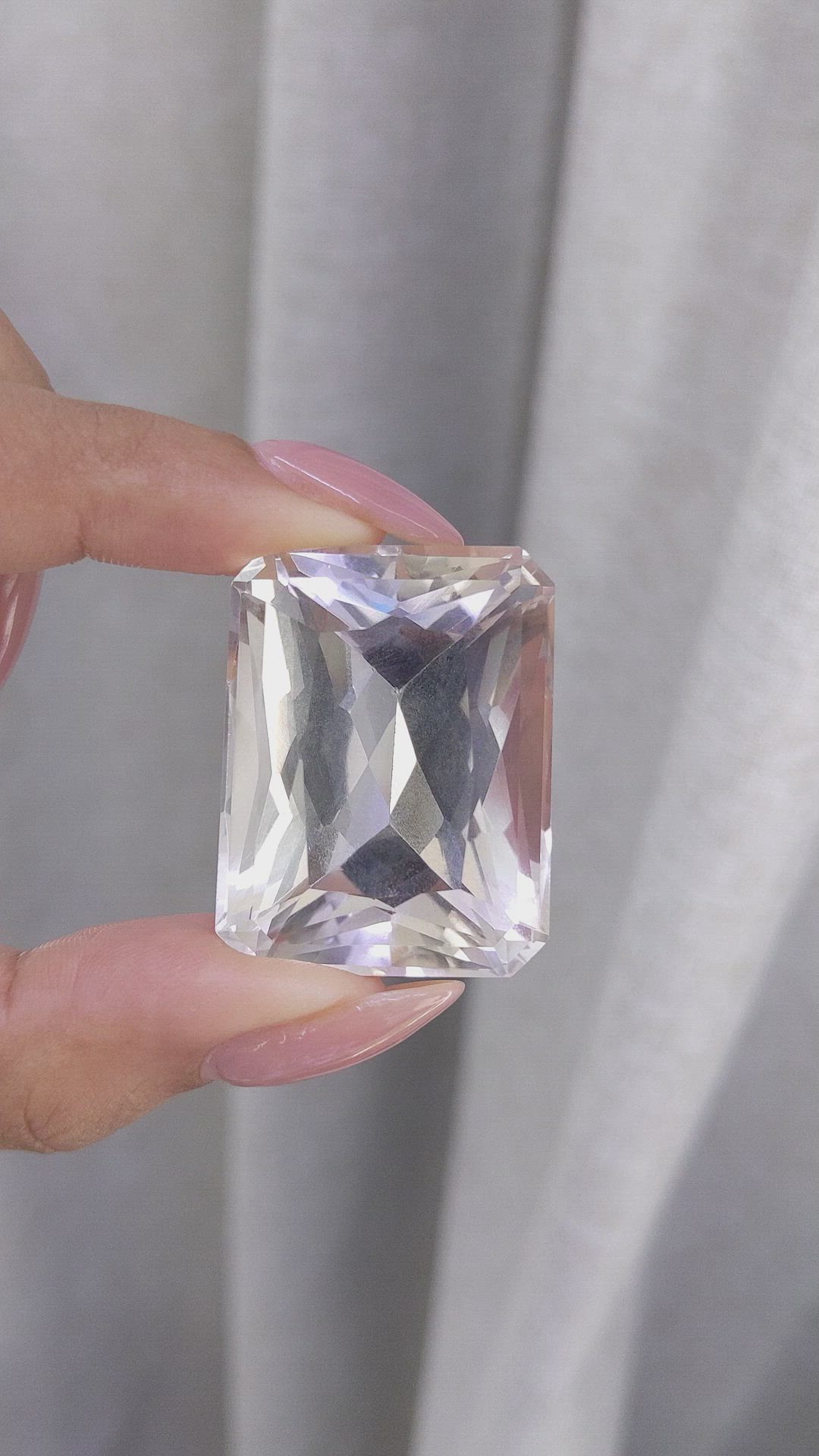 120.09 Ct. White Quartz Size Video