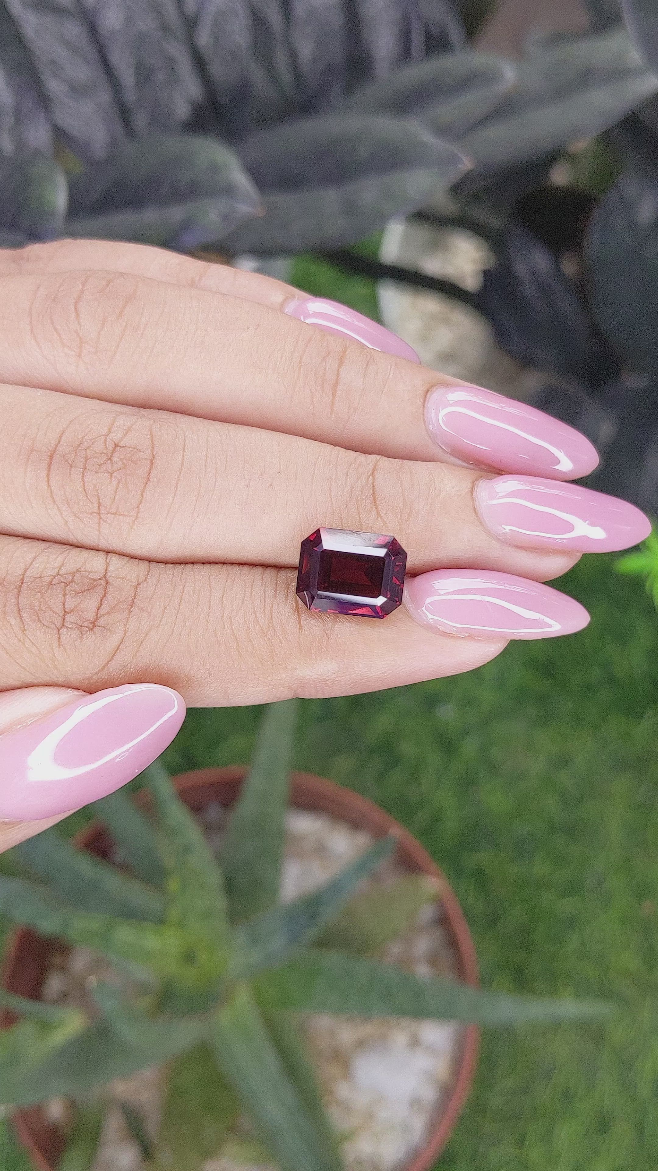 5.27 Ct. Purplish Red Garnet from Ceylon (Sri Lanka) Size Video