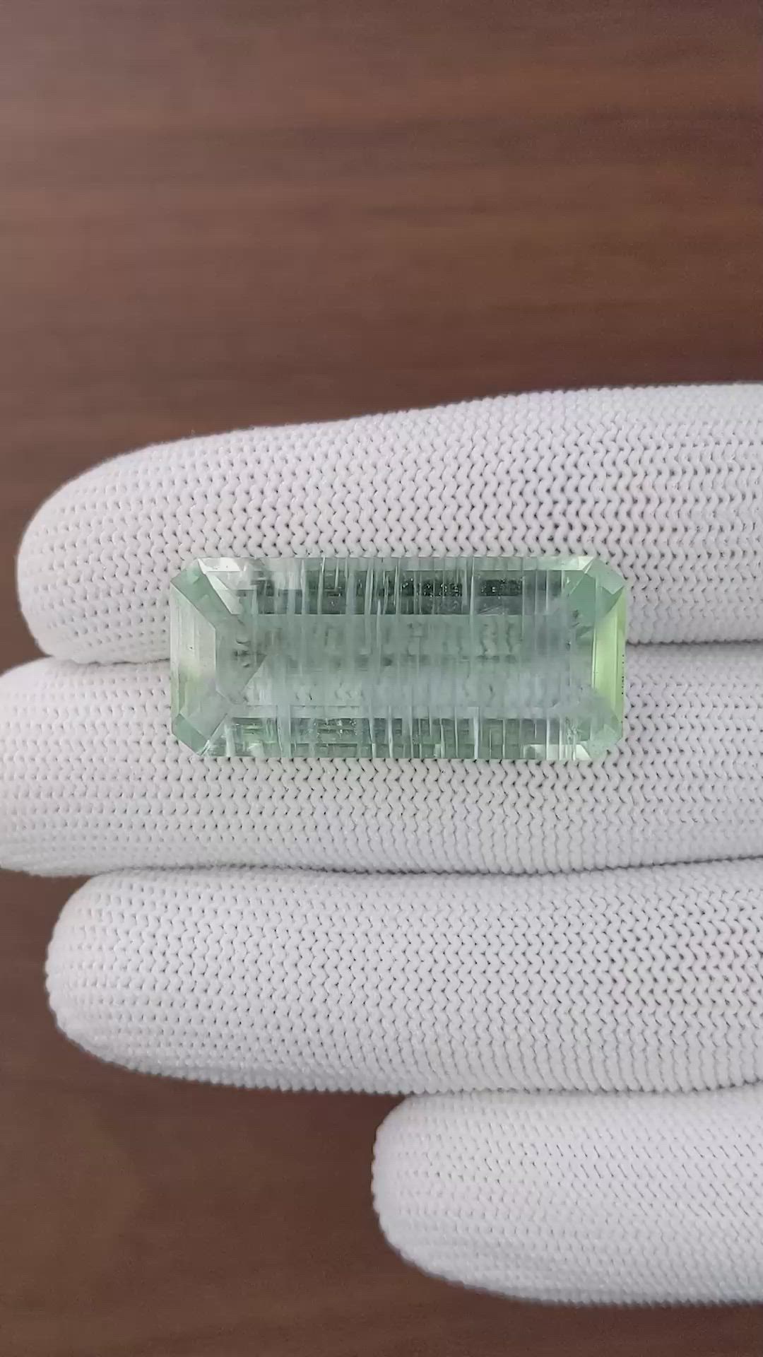 33.88 Ct. Bluish Green Aquamarine from Ceylon (Sri Lanka) Size Video