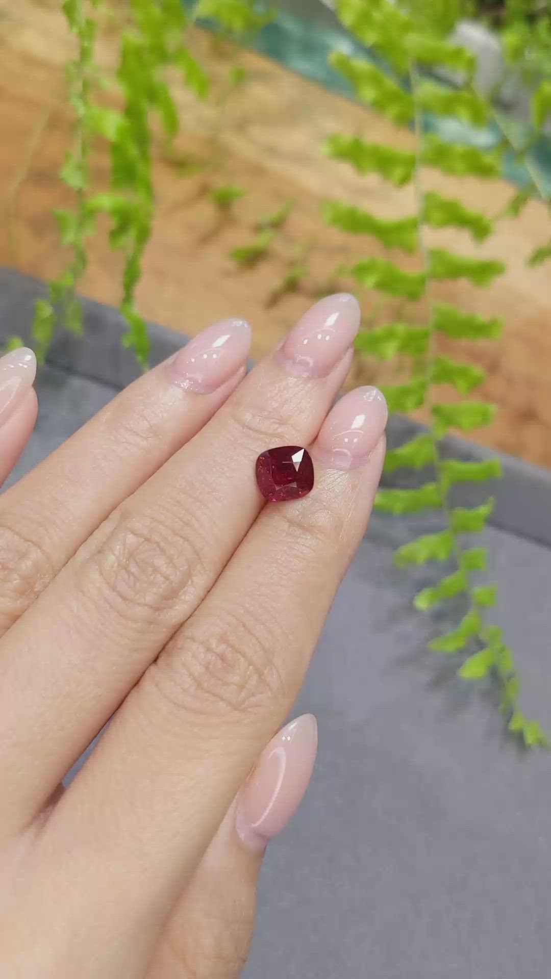 2.57 Ct. Purplish Red Spinel from Burma (Myanmar) Size Video