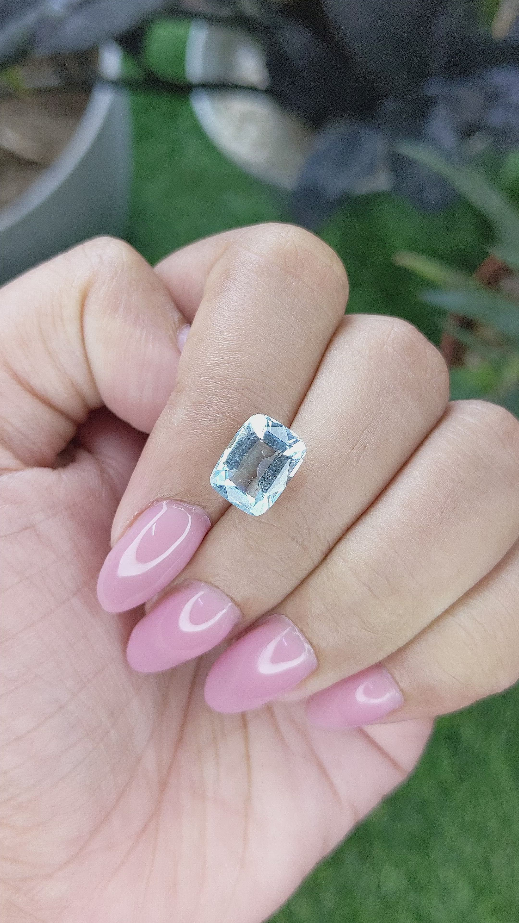 3.09 Ct. Blue Aquamarine from Madagascar Size Video