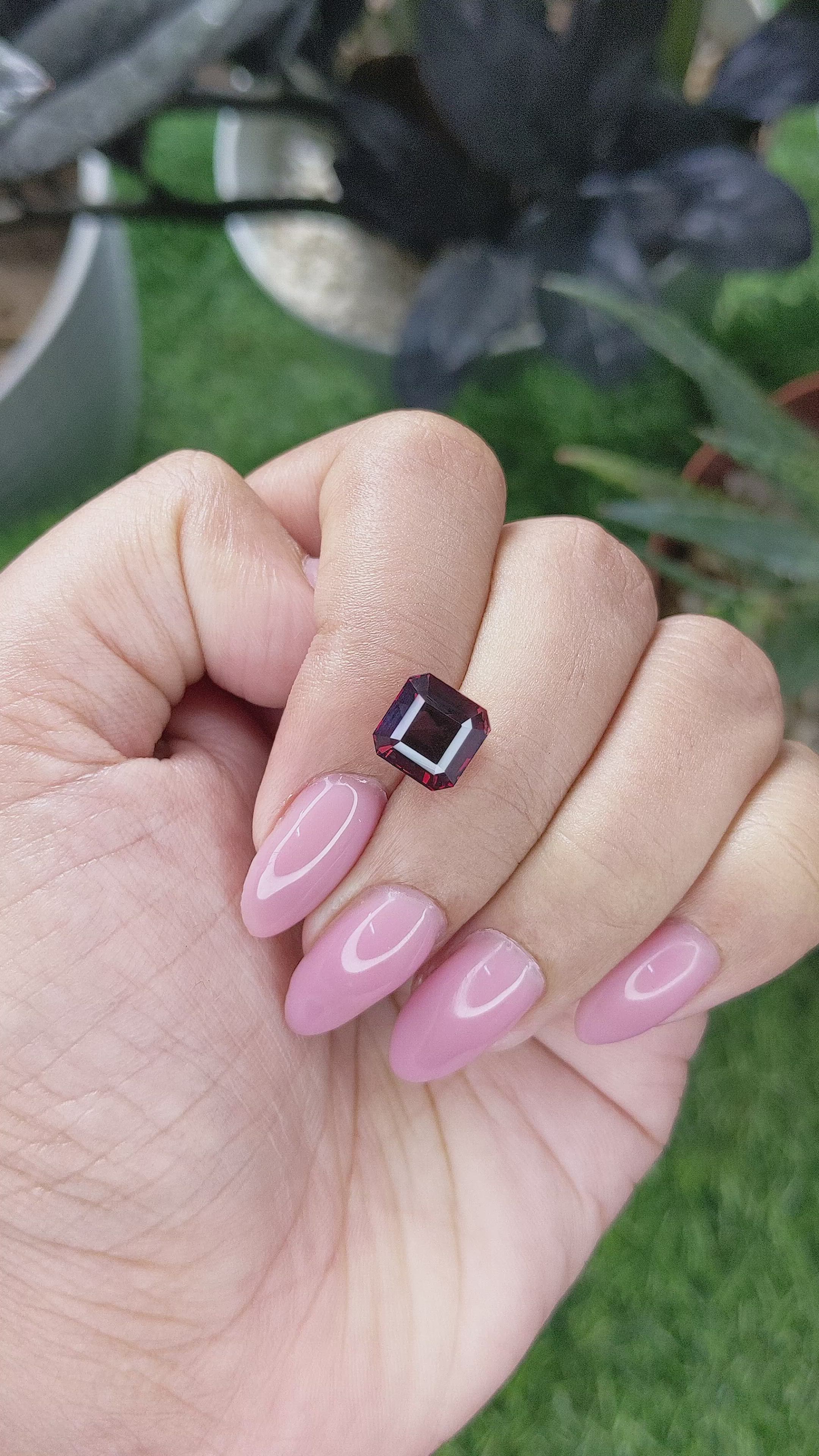 4.02 Ct. Red Rhodolite Garnet from Ceylon (Sri Lanka) Size Video