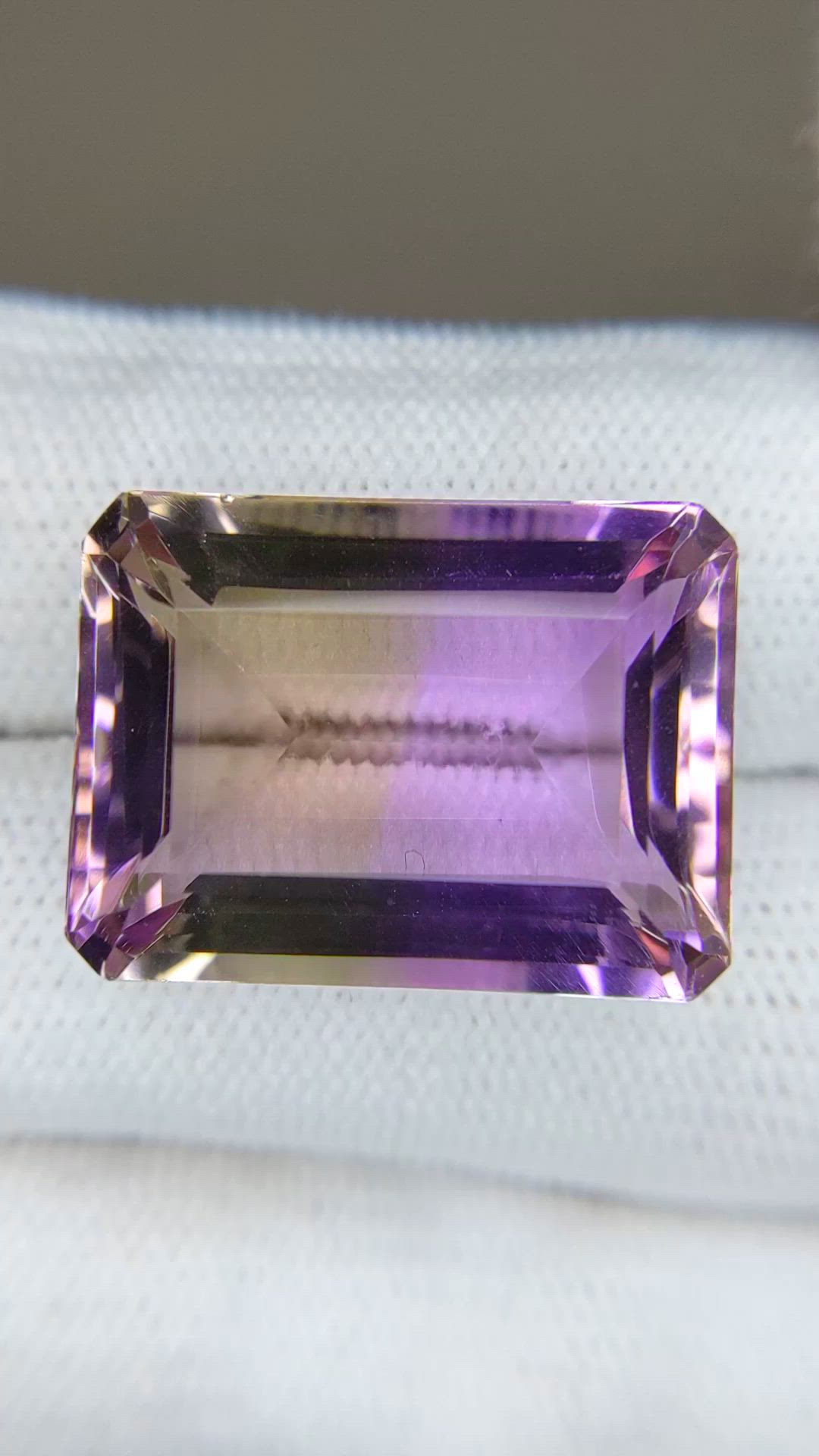 32.23 Ct. Bi Color Ametrine from Brazil Size Video