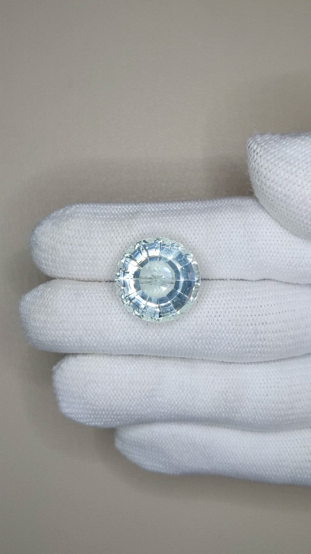 14.30 Ct. Bluish Green Aquamarine from Brazil Size Video