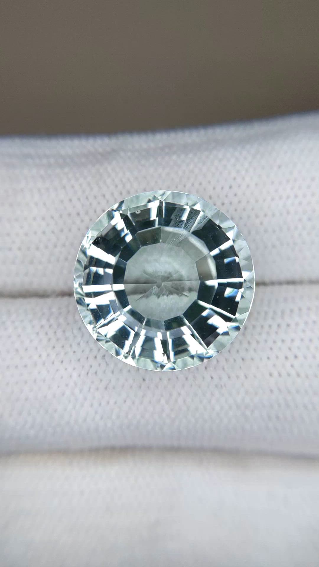 14.30 Ct. Bluish Green Aquamarine from Brazil Size Video