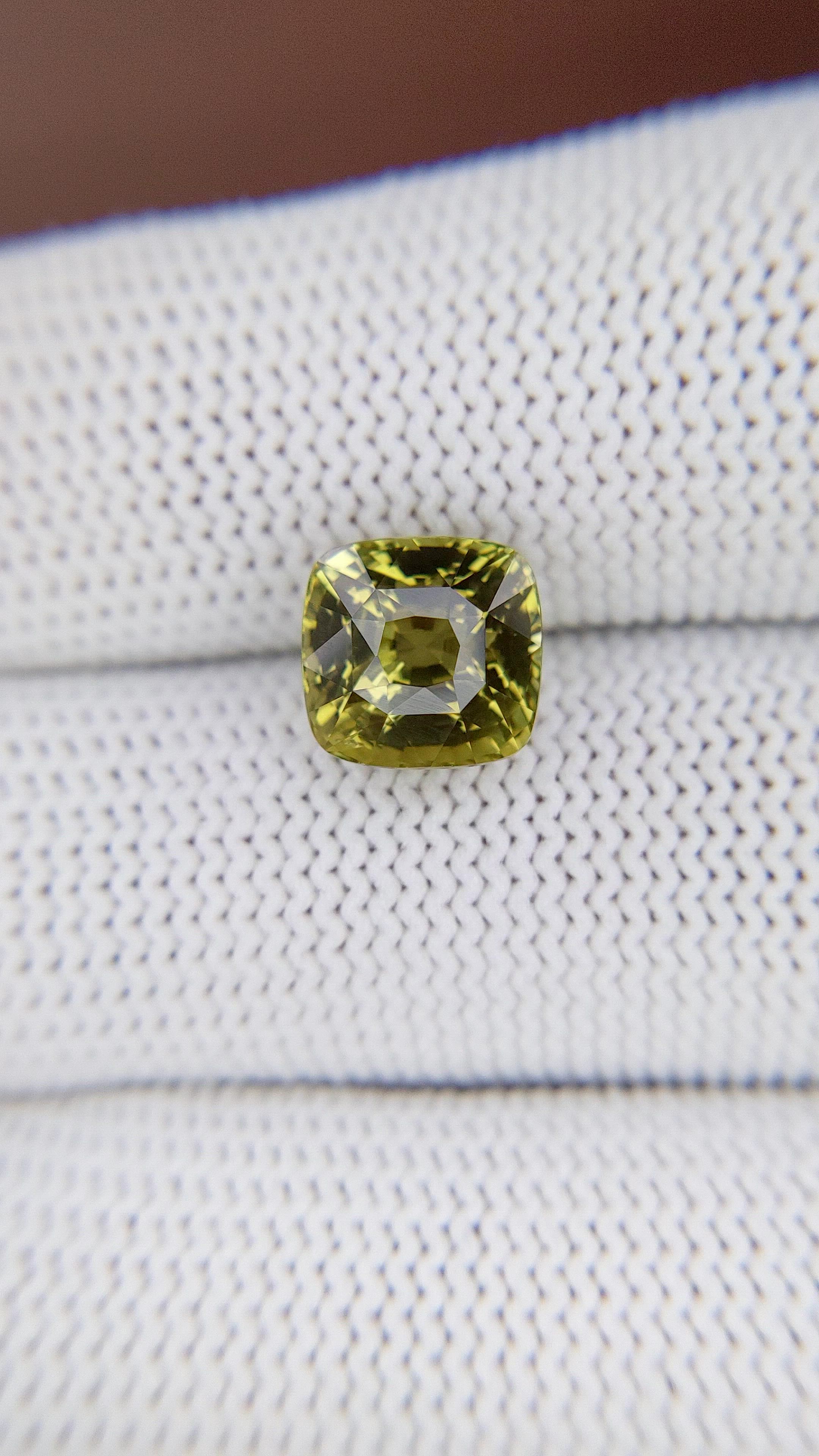 5.04 Ct. Alexandrite from Madagascar Size Video