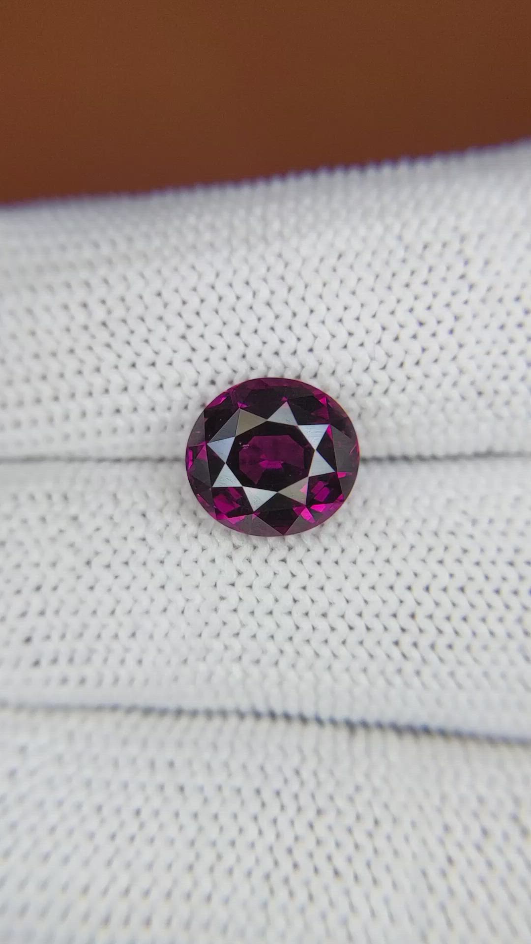 4.11 Ct. Purplish Pink Rhodolite Garnet from Ceylon (Sri Lanka) Size Video