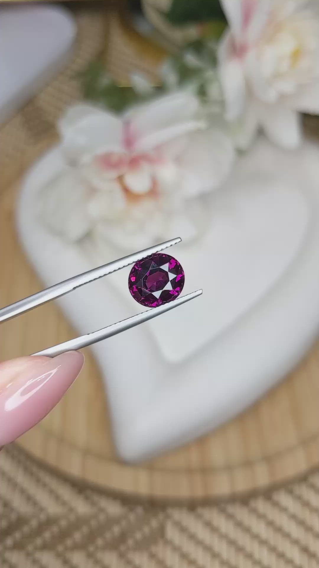 4.11 Ct. Purplish Pink Rhodolite Garnet from Ceylon (Sri Lanka) Size Video