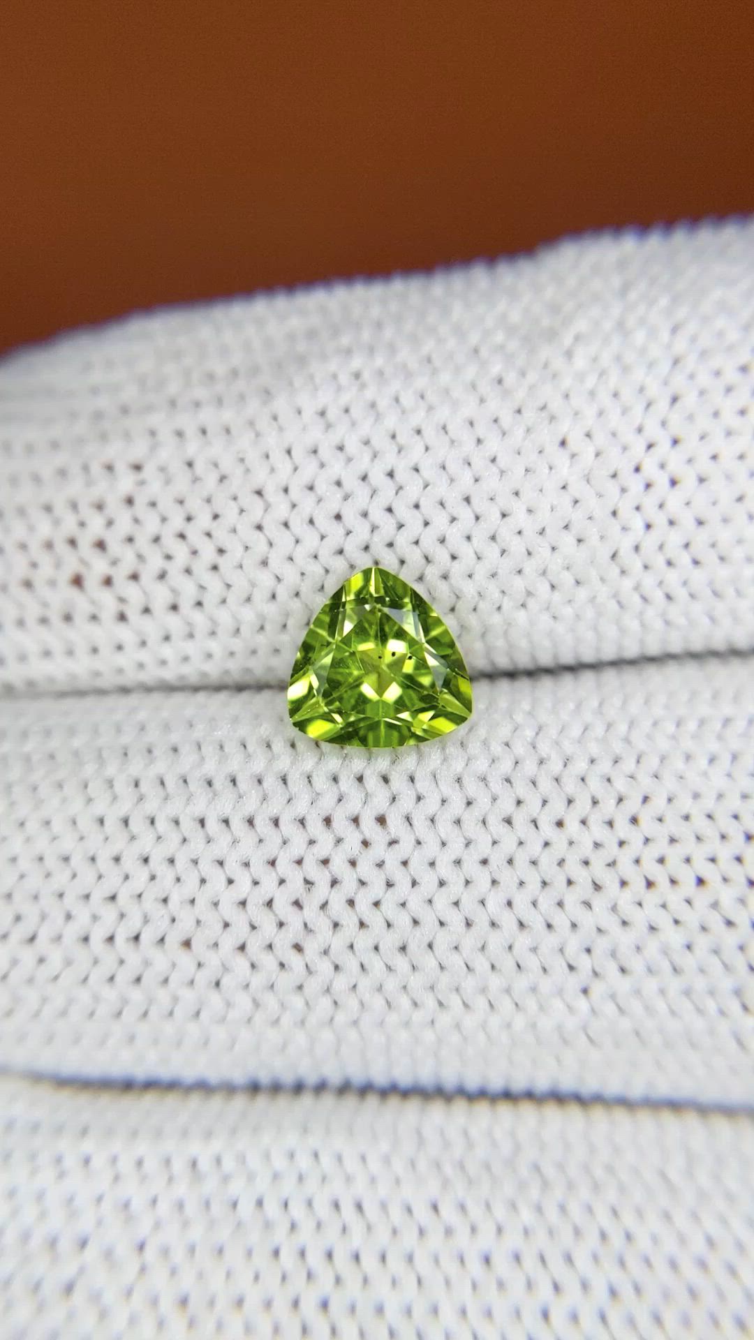 1.40 Ct. Yellowish Green Peridot from Pakistan Size Video