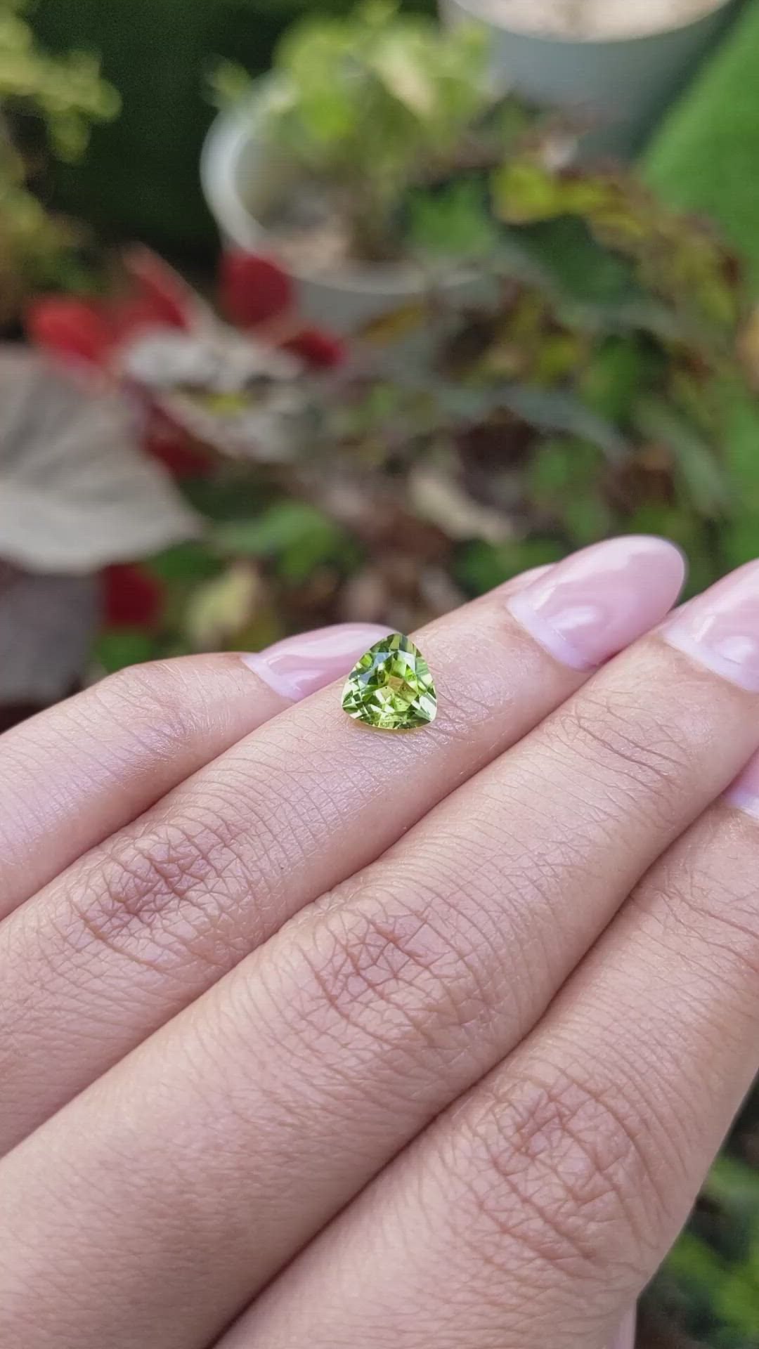 1.40 Ct. Yellowish Green Peridot from Pakistan Size Video