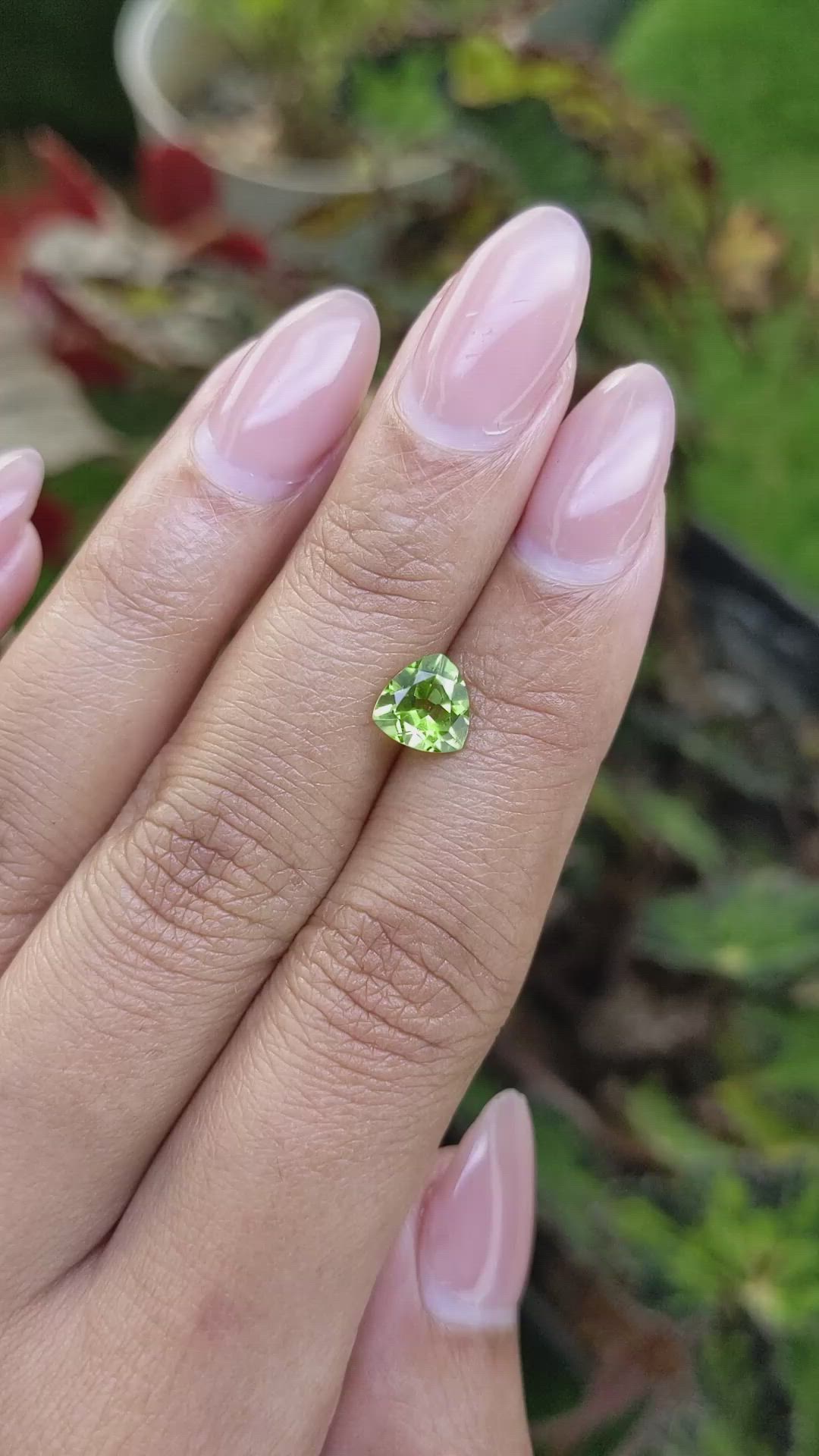 1.29 Ct. Yellowish Green Peridot from Pakistan Size Video