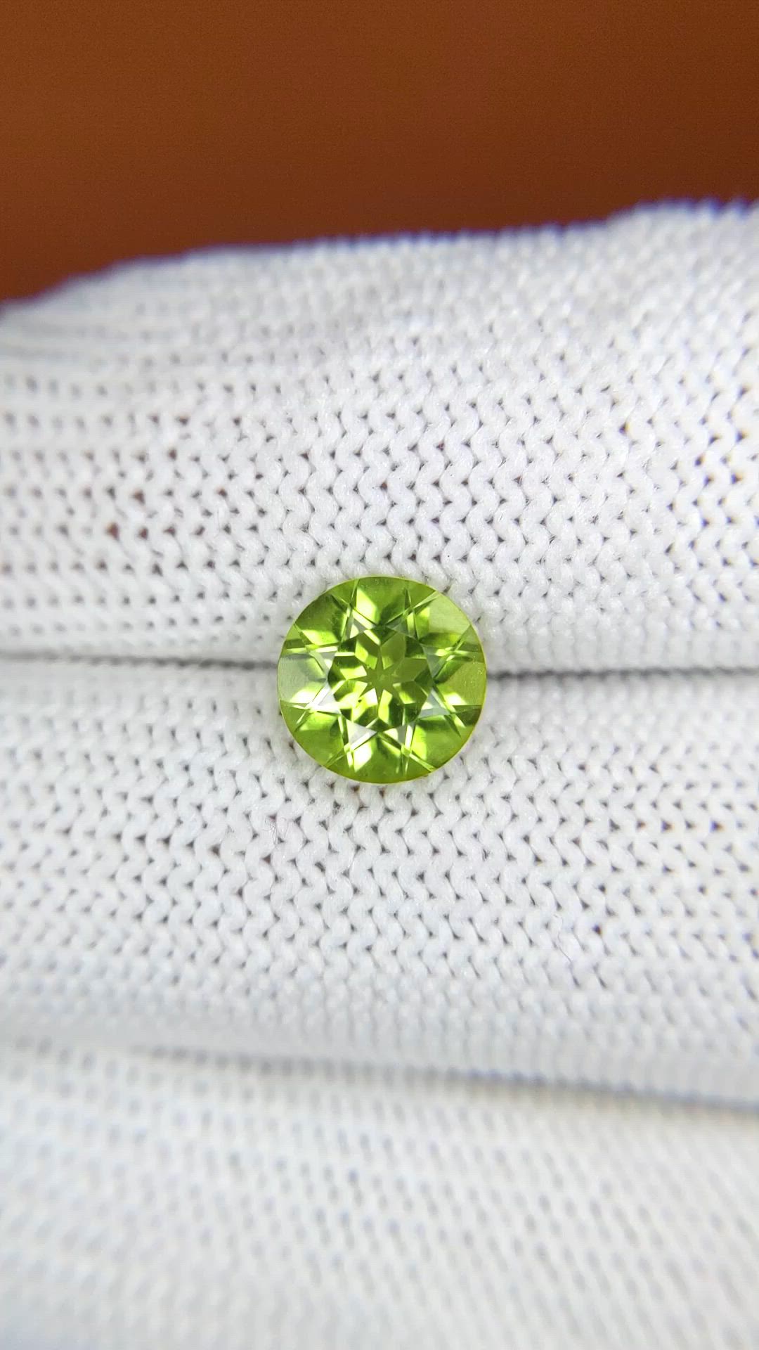 2.20 Ct. Yellowish Green Peridot from Pakistan Size Video