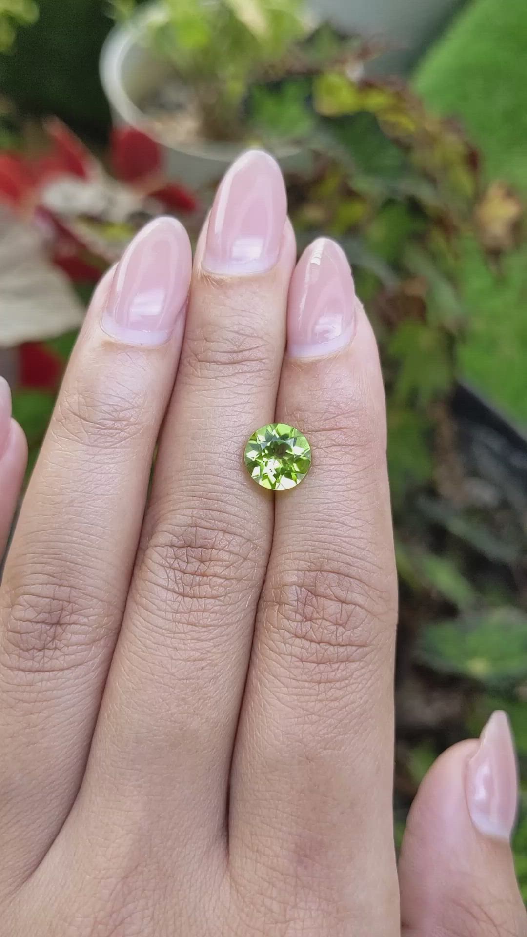 2.20 Ct. Yellowish Green Peridot from Pakistan Size Video