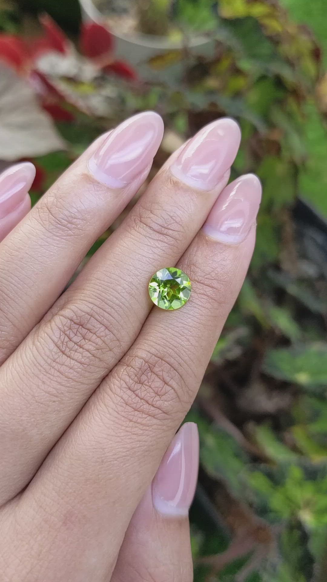 2.20 Ct. Yellowish Green Peridot from Pakistan Size Video