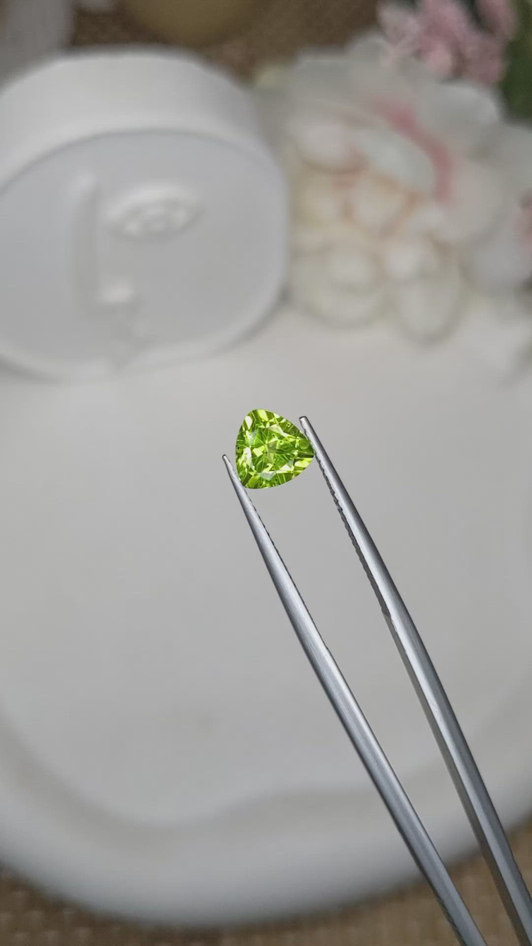 1.45 Ct. Yellowish Green Peridot from Pakistan Size Video