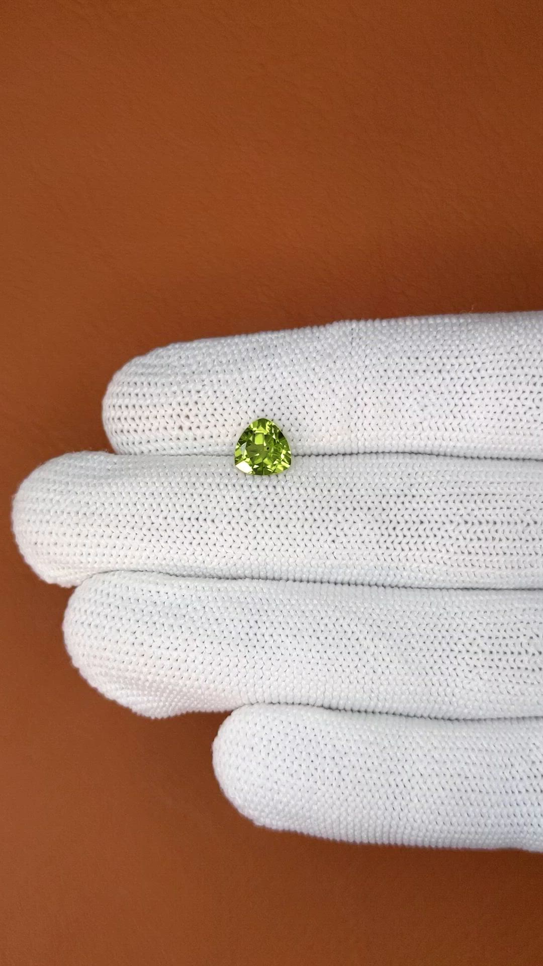 1.42 Ct. Yellowish Green Peridot from Pakistan Size Video
