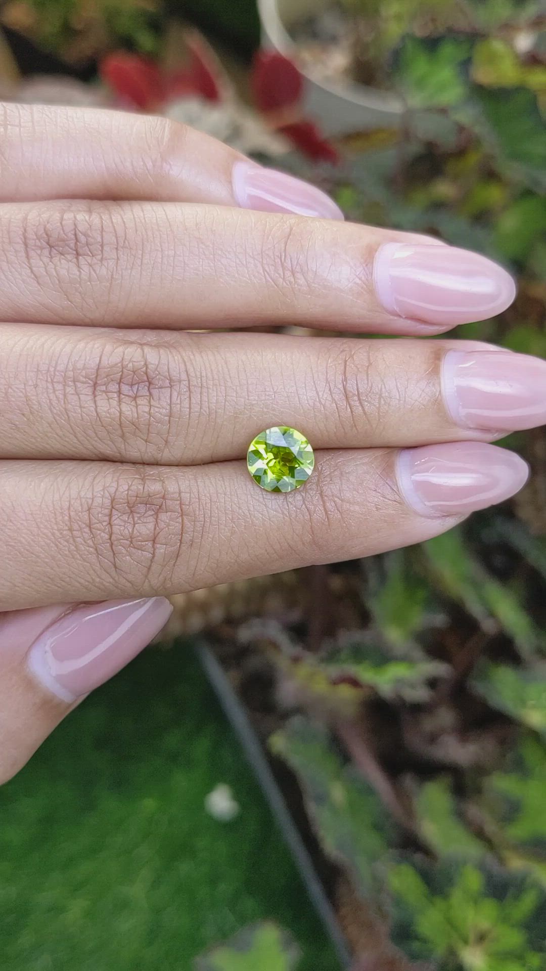 1.78 Ct. Yellowish Green Peridot from Pakistan Size Video