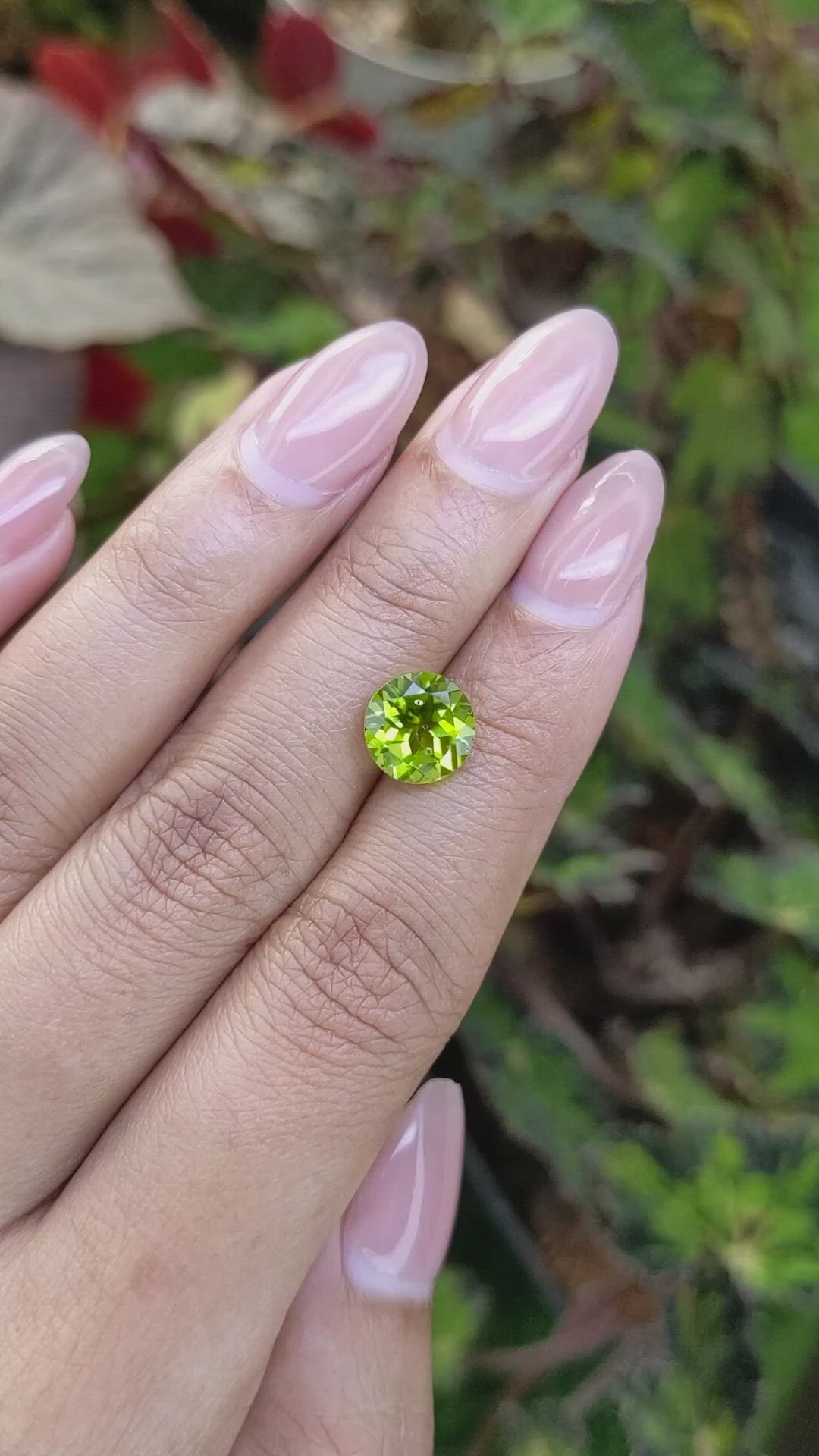2.95 Ct. Yellowish Green Peridot from Pakistan Size Video
