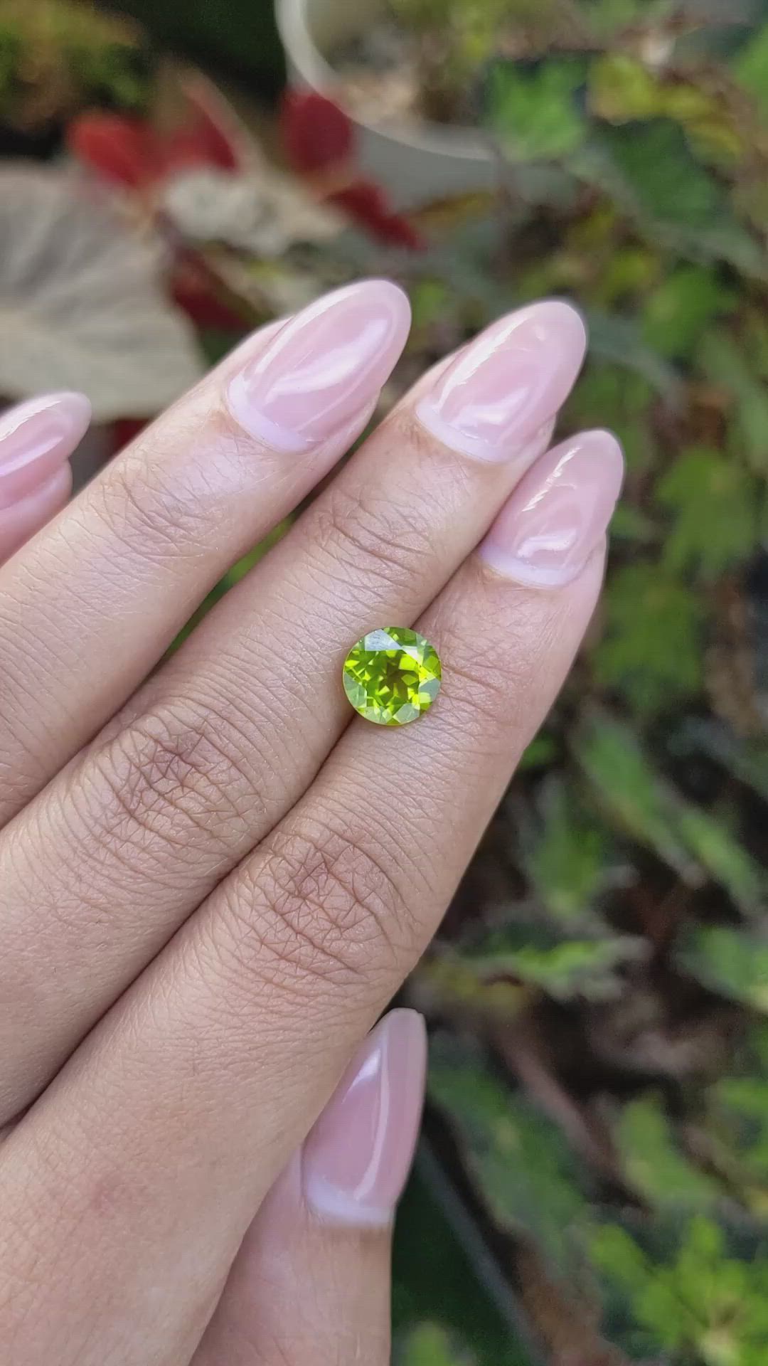 2.34 Ct. Yellowish Green Peridot from Pakistan Size Video