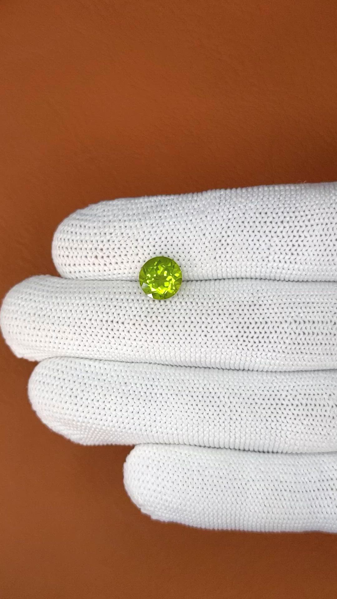 2.34 Ct. Yellowish Green Peridot from Pakistan Size Video