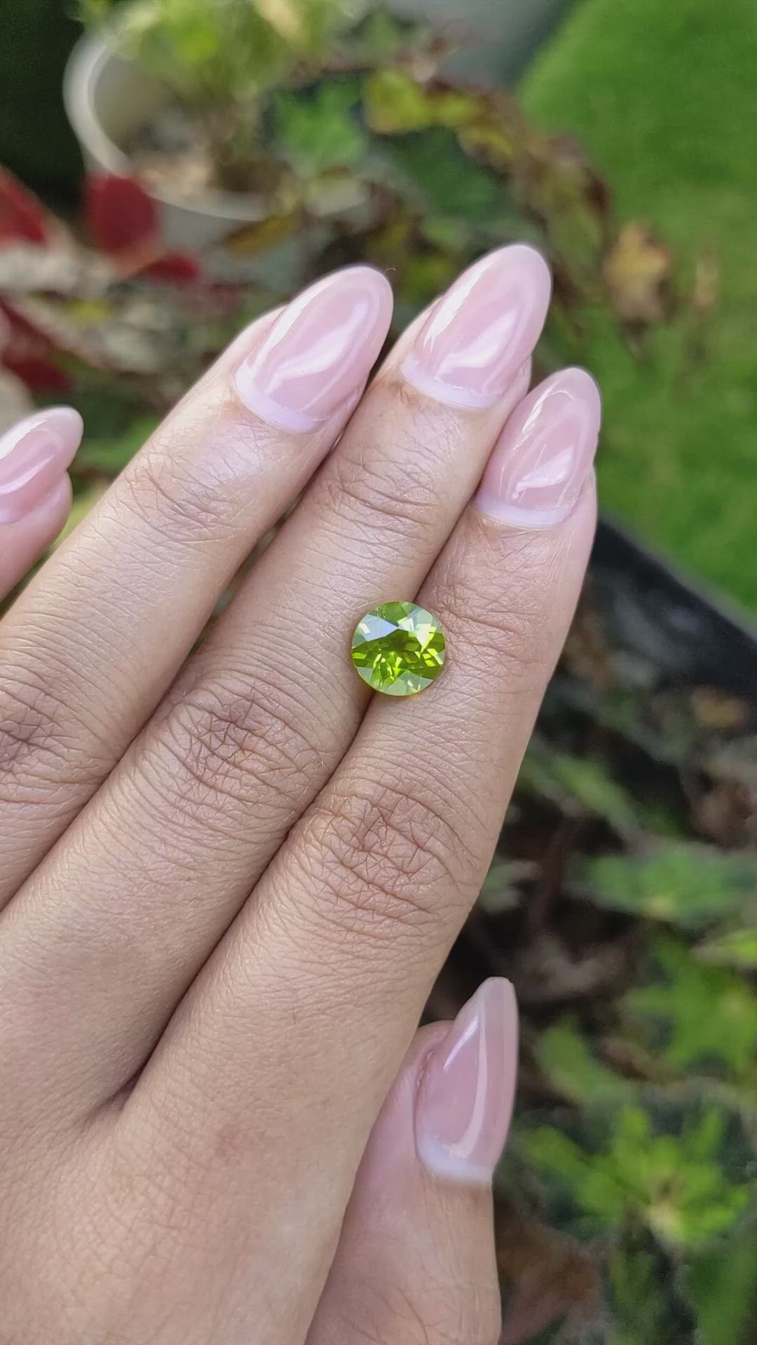 2.62 Ct. Yellowish Green Peridot from Pakistan Size Video