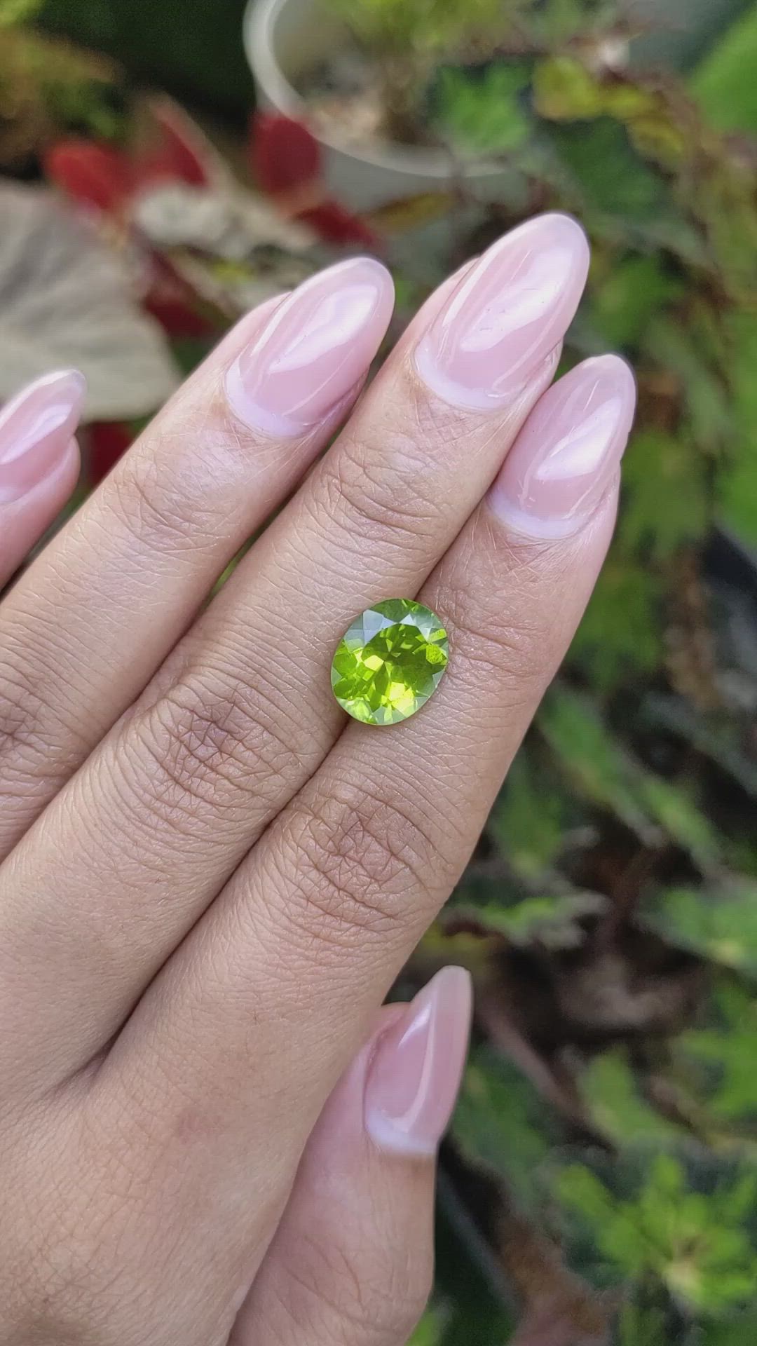 4.03 Ct. Yellowish Green Peridot from Pakistan Size Video