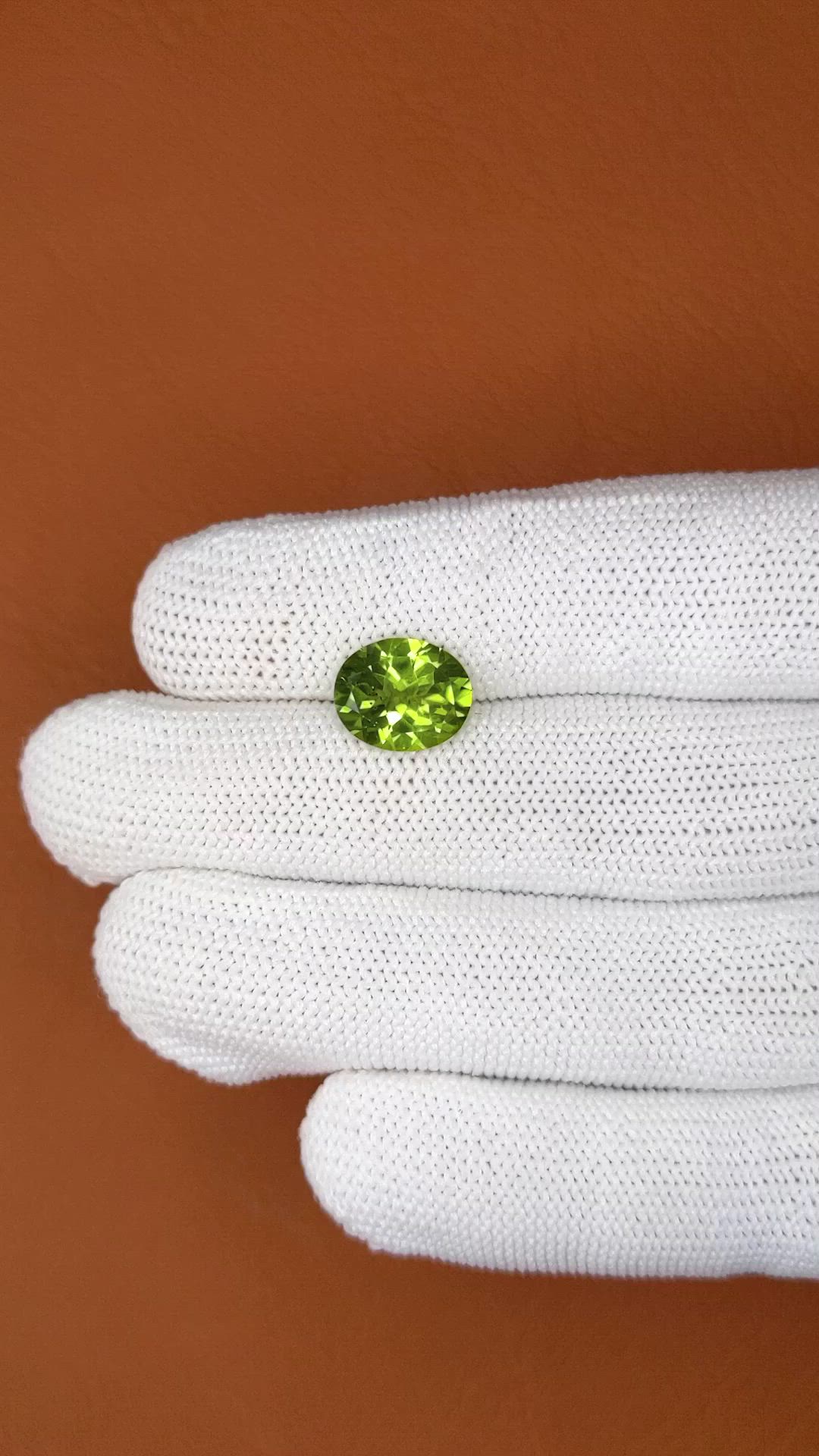 3.32 Ct. Yellowish Green Peridot from Pakistan Size Video