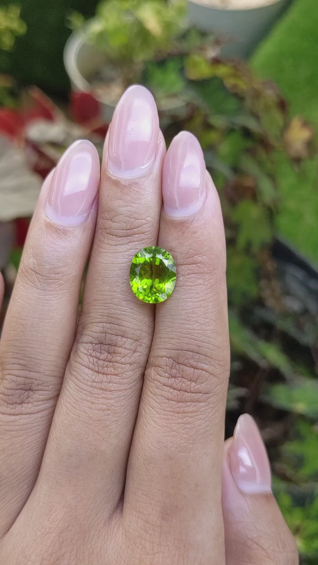 4.20 Ct. Yellowish Green Peridot from Pakistan Size Video