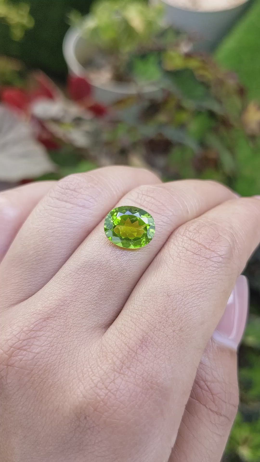 4.20 Ct. Yellowish Green Peridot from Pakistan Size Video