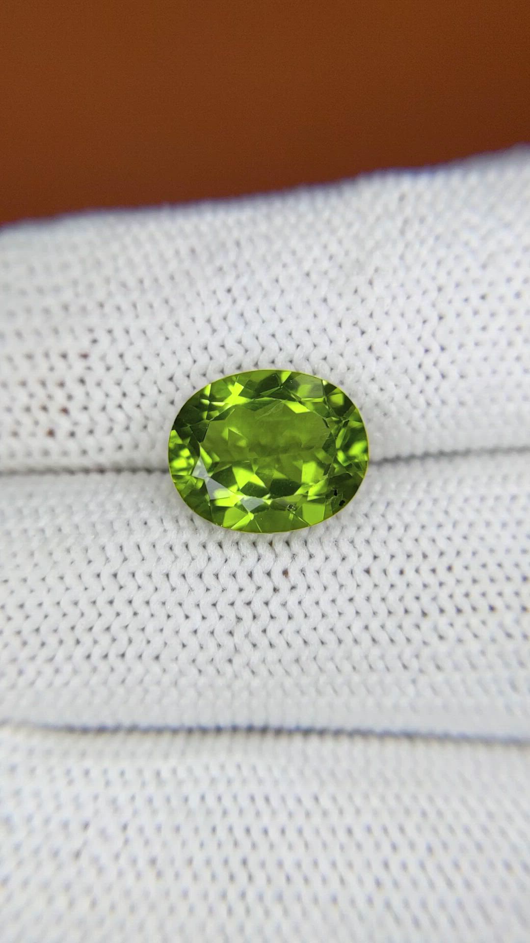 4.20 Ct. Yellowish Green Peridot from Pakistan Size Video