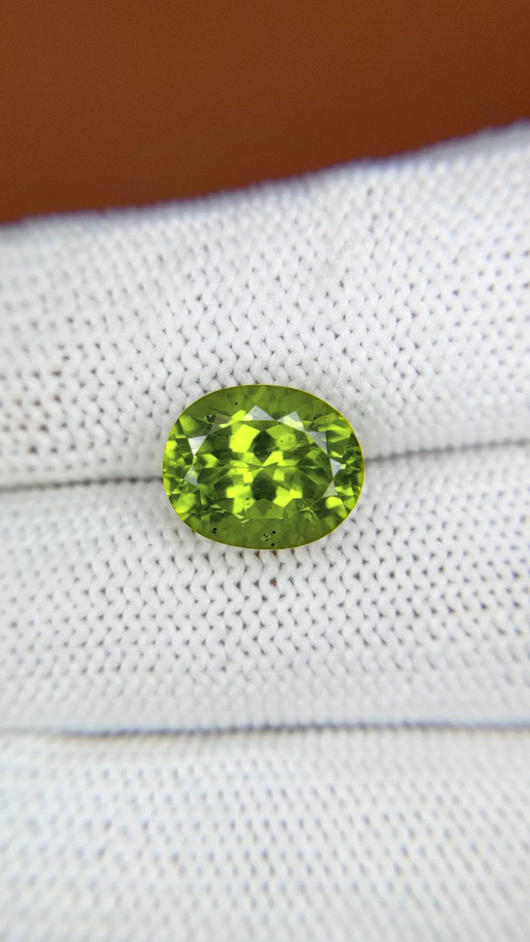 4.87 Ct. Yellowish Green Peridot from Pakistan Size Video
