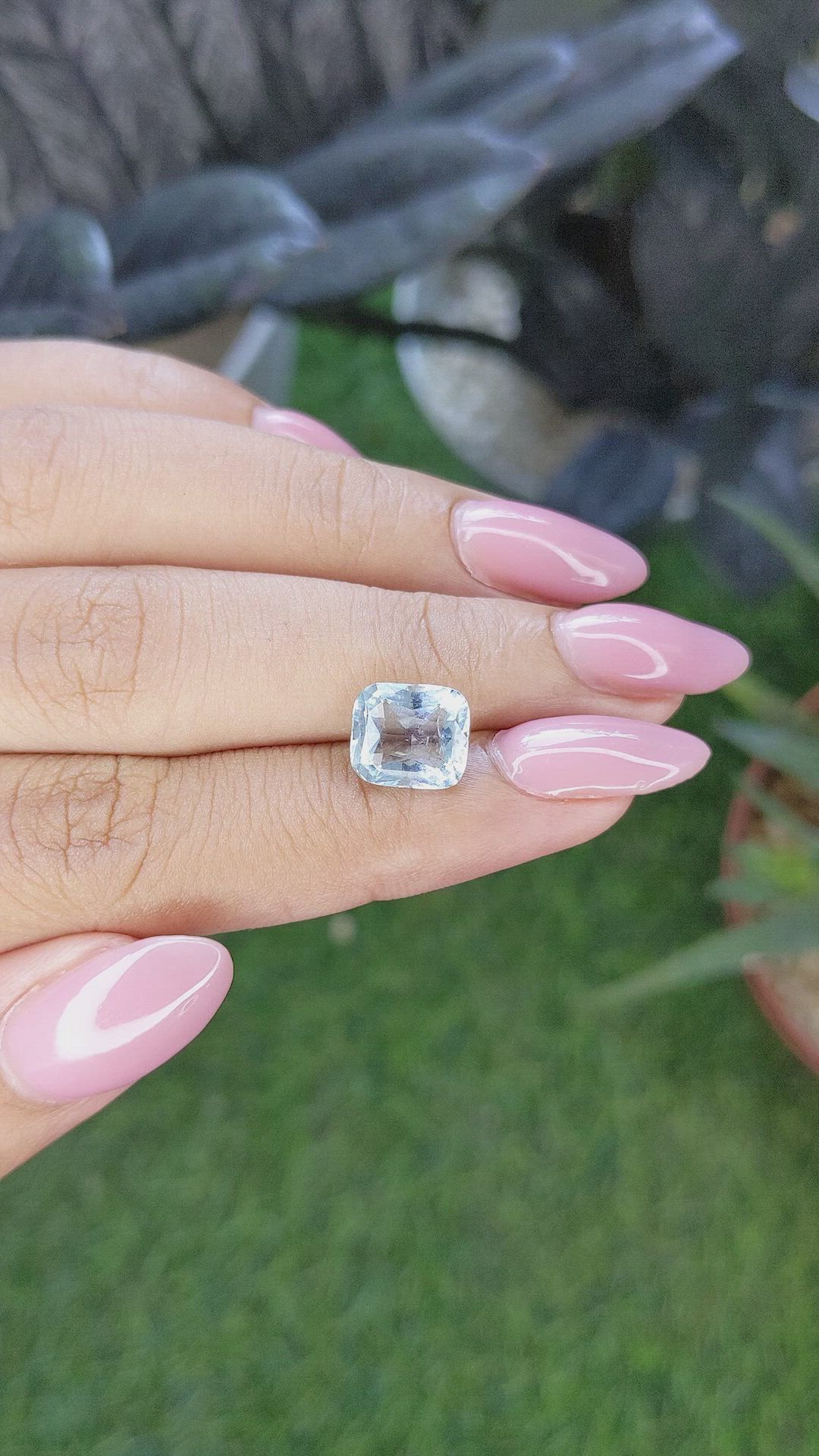 2.63 Ct. Blue Aquamarine from Ceylon (Sri Lanka) Size Video
