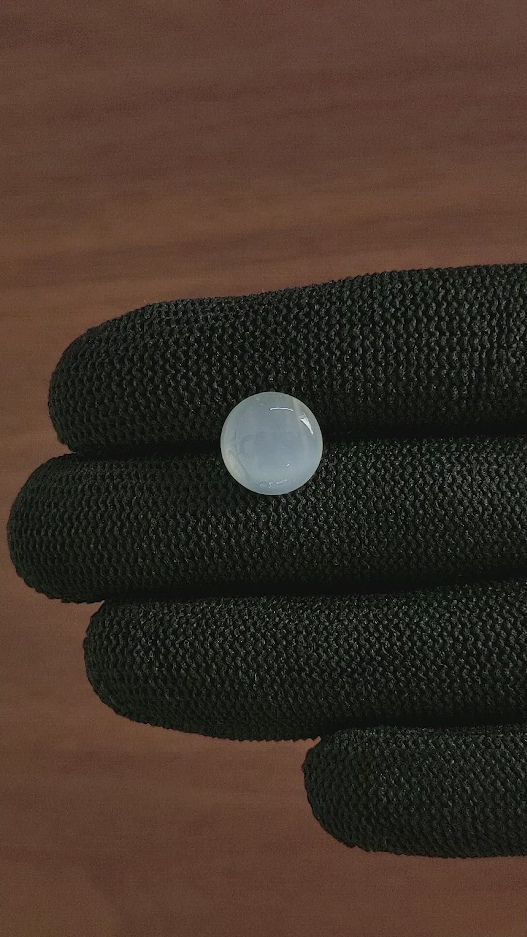4.50 Ct. White Cabochon Moonstone from Ceylon (Sri Lanka) Size Video