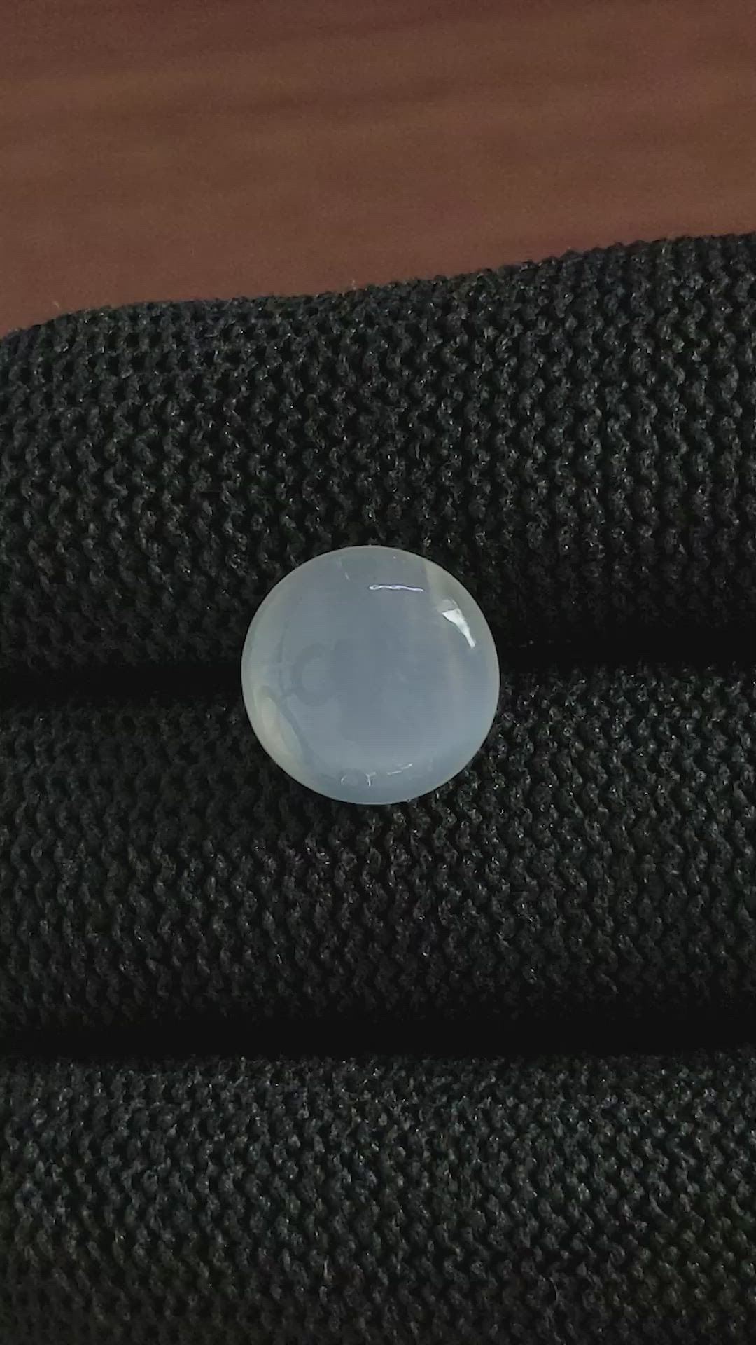 4.50 Ct. White Cabochon Moonstone from Ceylon (Sri Lanka) Size Video
